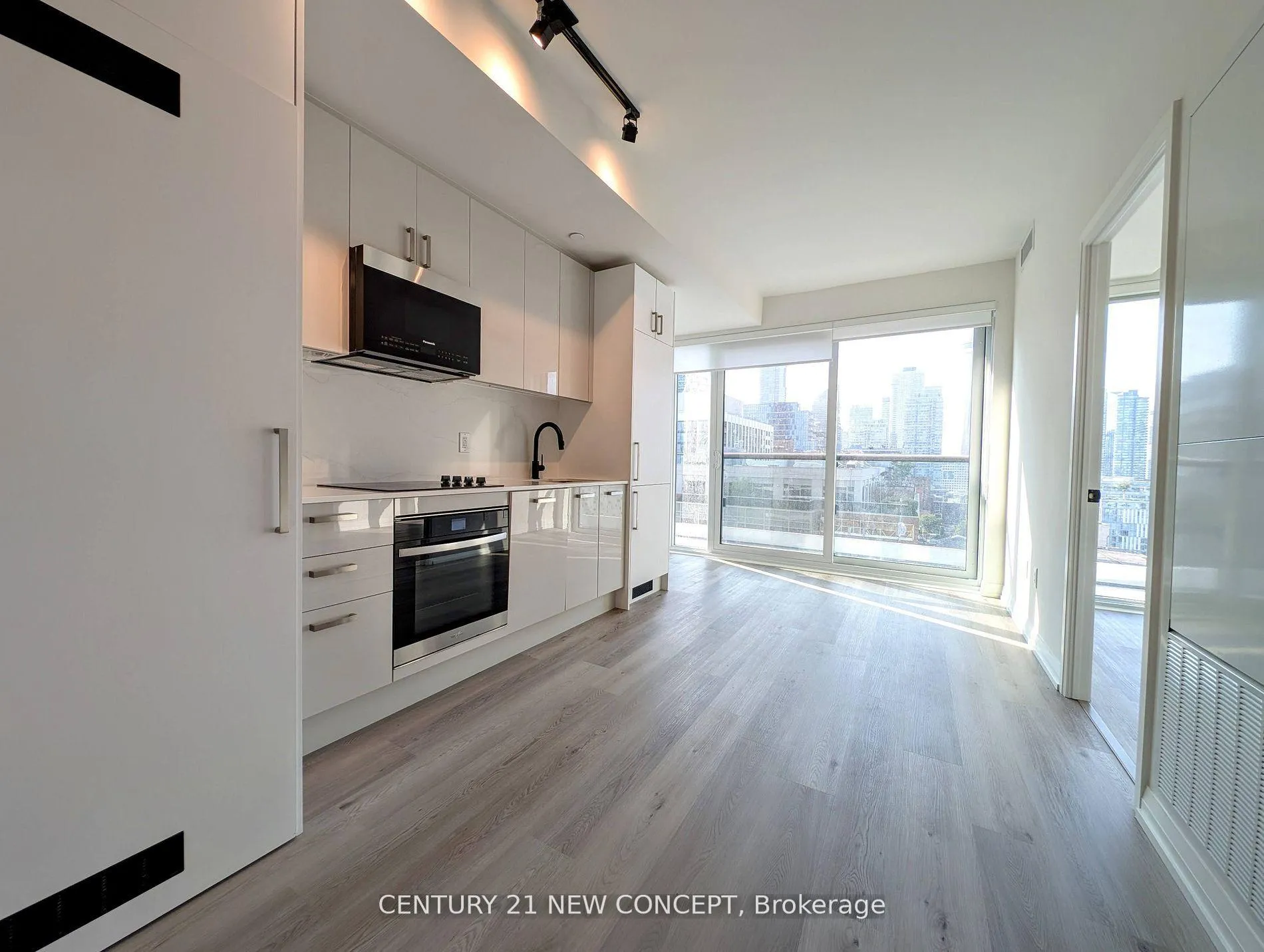 Photo 5 of Unit 1408, 280 Dundas Street W, Toronto, Kensington-Chinatown — HOMEH