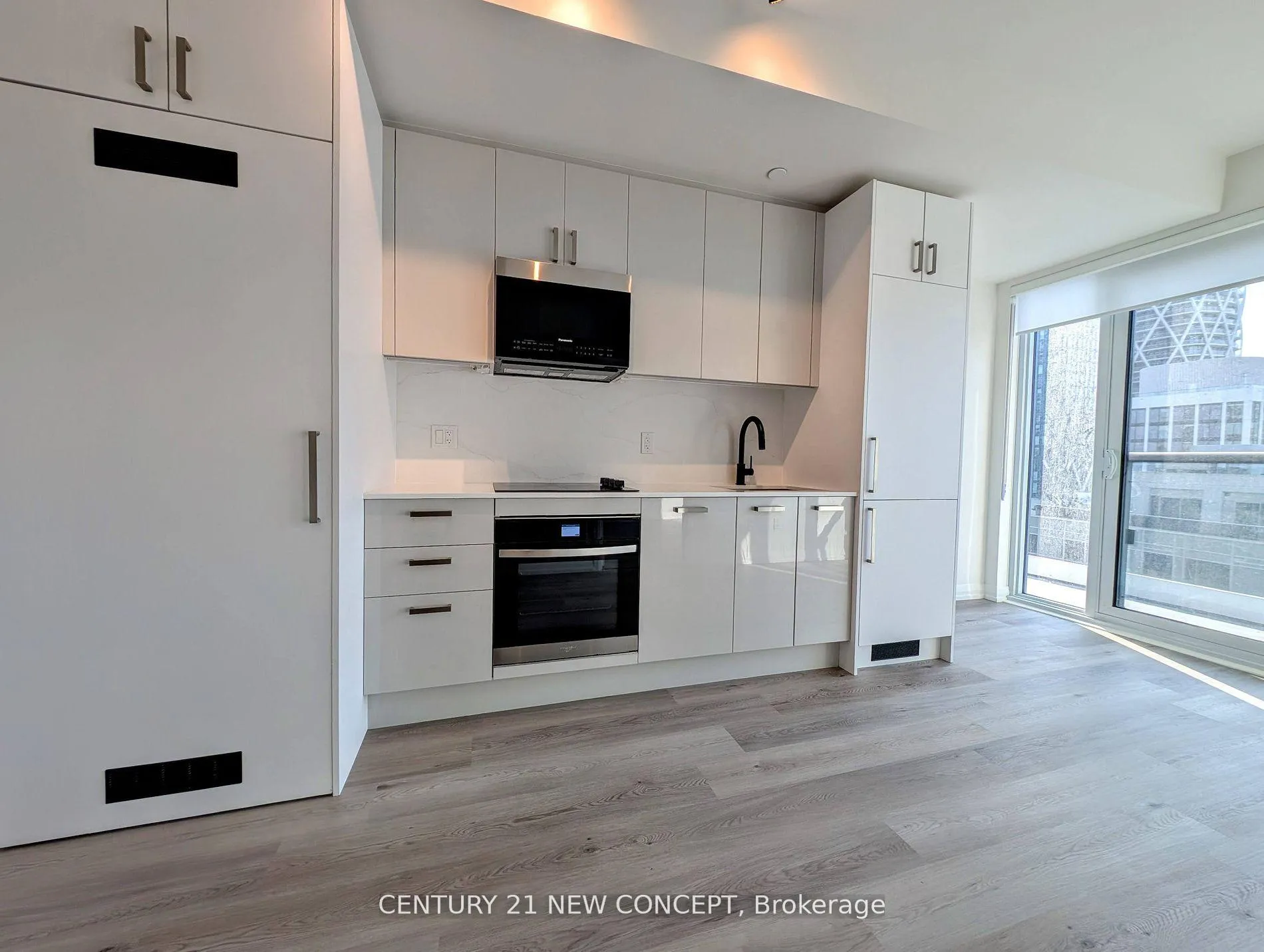Photo 7 of Unit 1408, 280 Dundas Street W, Toronto, Kensington-Chinatown — HOMEH