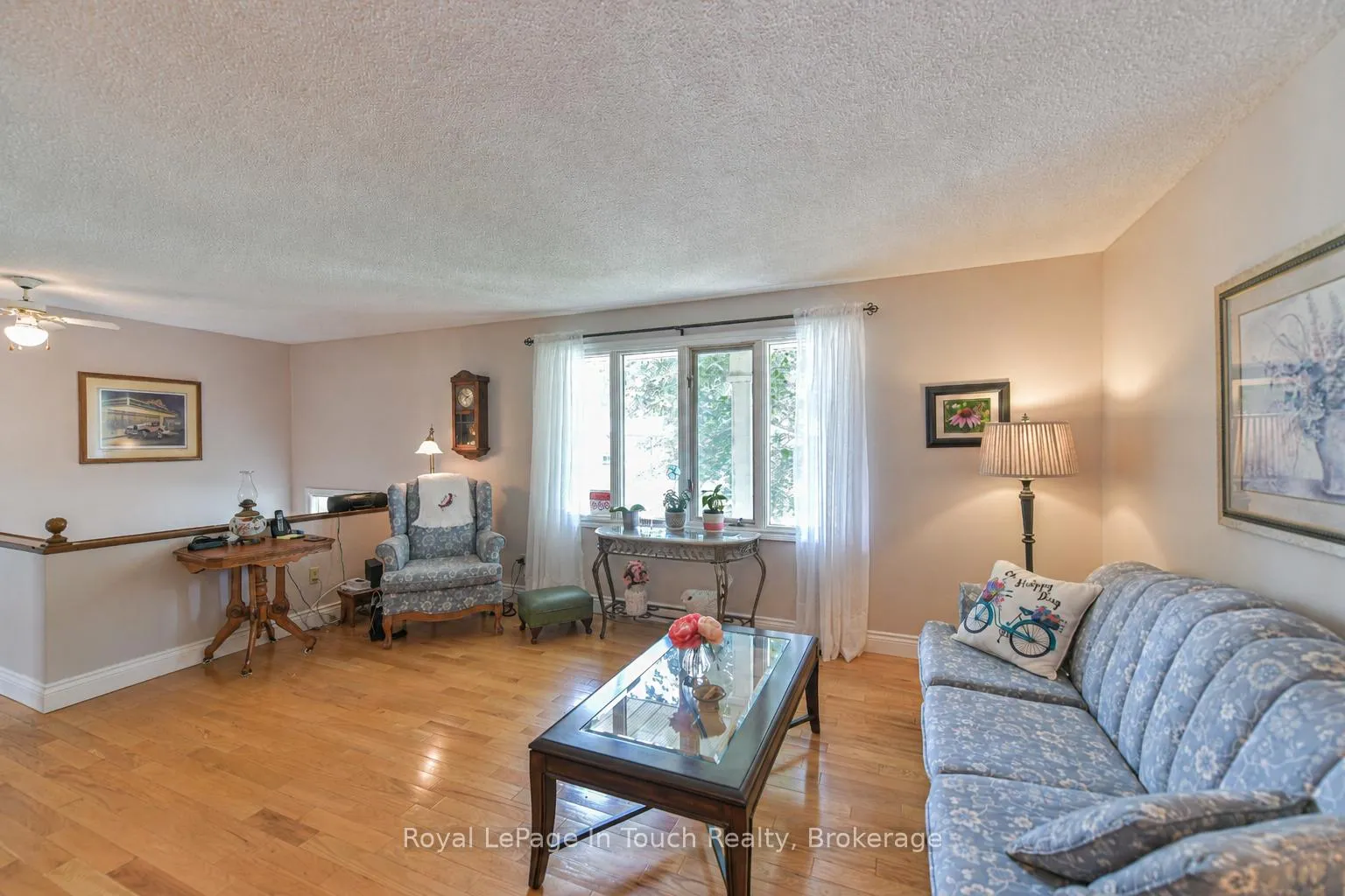 Photo 7 of 642 Randles Crescent, Midland — HOMEH