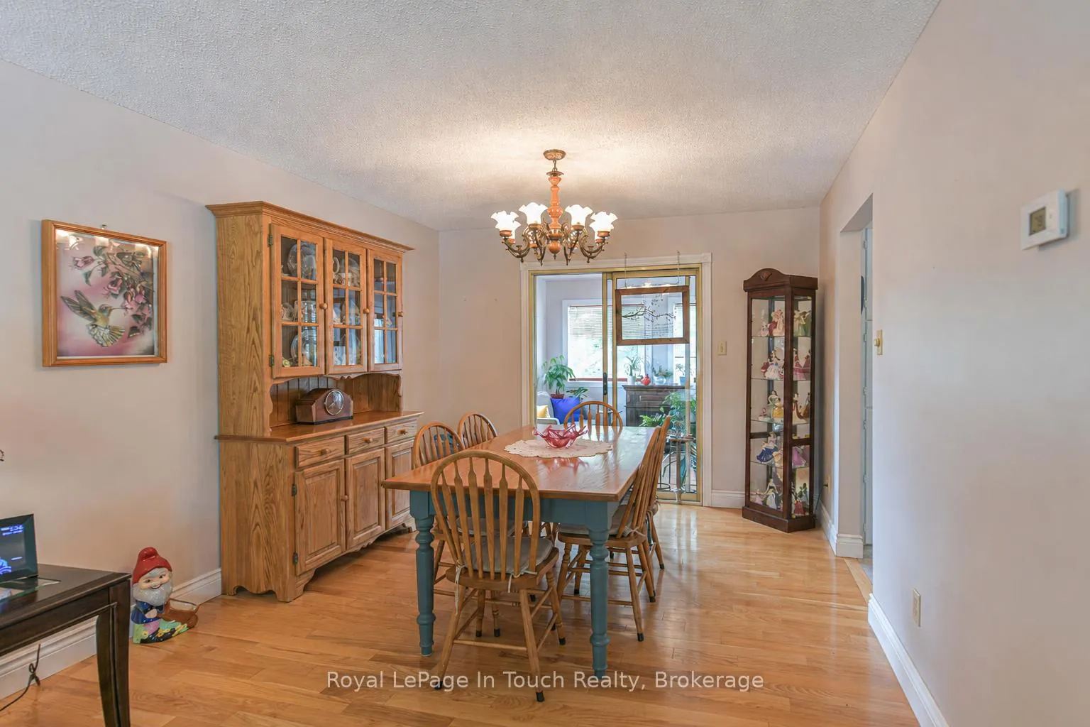Photo 9 of 642 Randles Crescent, Midland — HOMEH