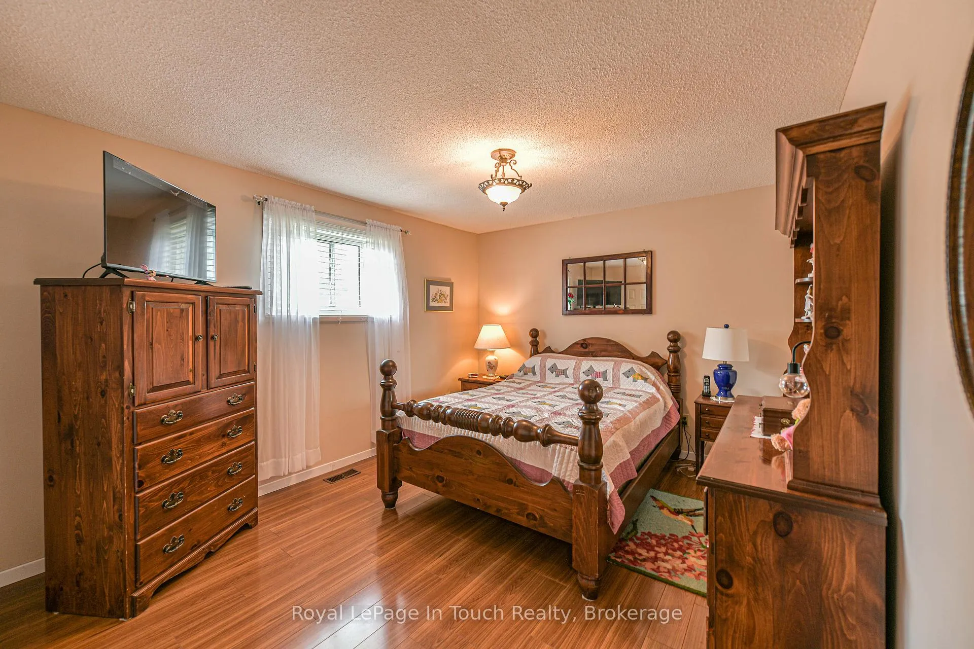 Photo 14 of 642 Randles Crescent, Midland — HOMEH