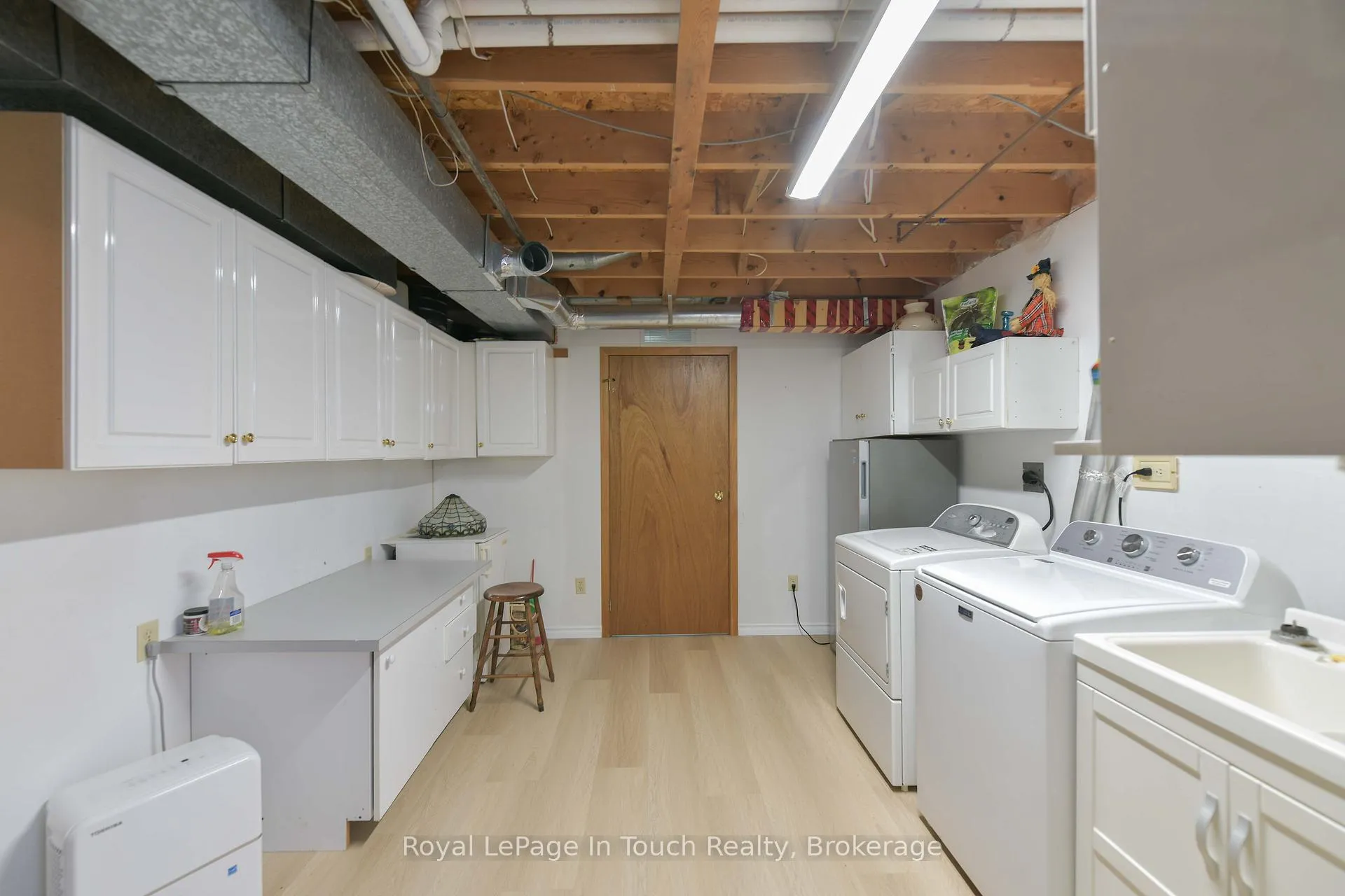 Photo 20 of 642 Randles Crescent, Midland — HOMEH