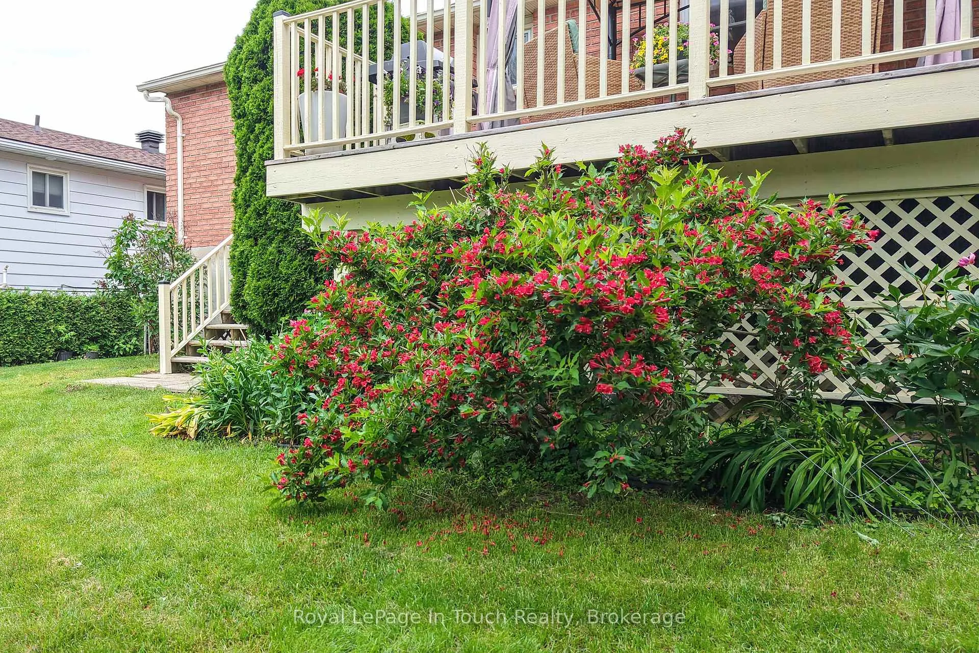 Photo 44 of 642 Randles Crescent, Midland — HOMEH