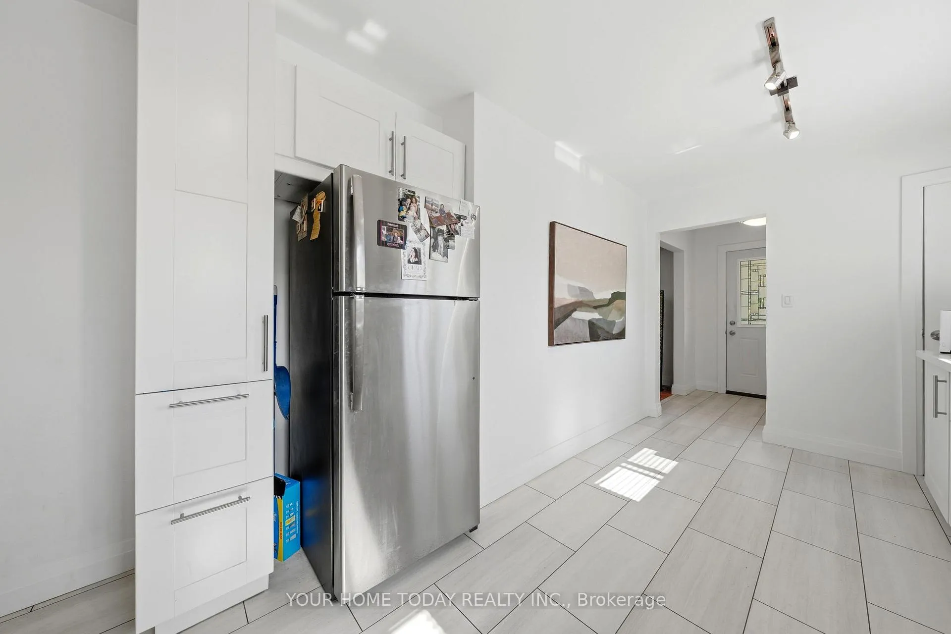 Photo 12 of 338 Delrex Boulevard, Halton Hills, Georgetown — HOMEH