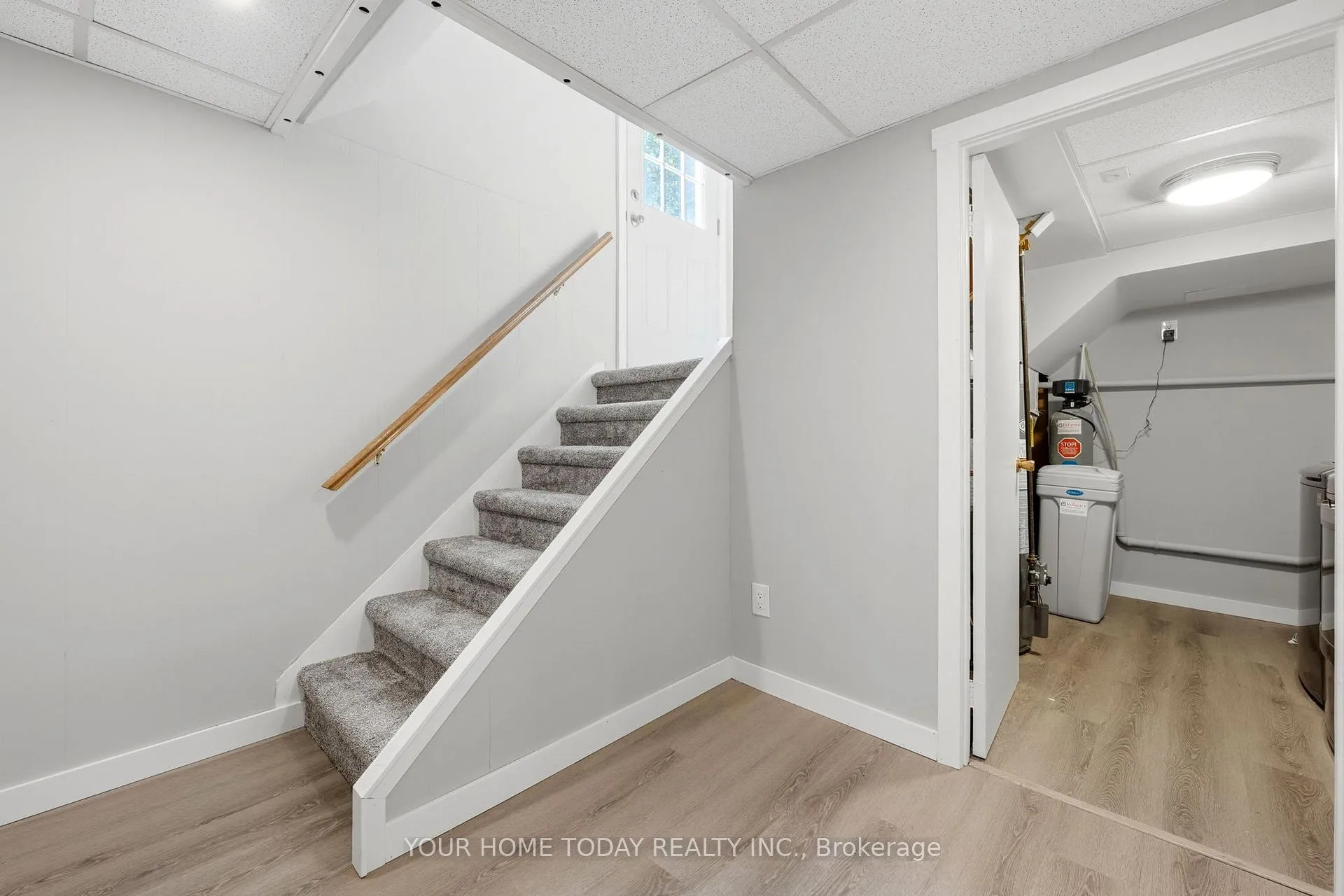 Photo 24 of 338 Delrex Boulevard, Halton Hills, Georgetown — HOMEH