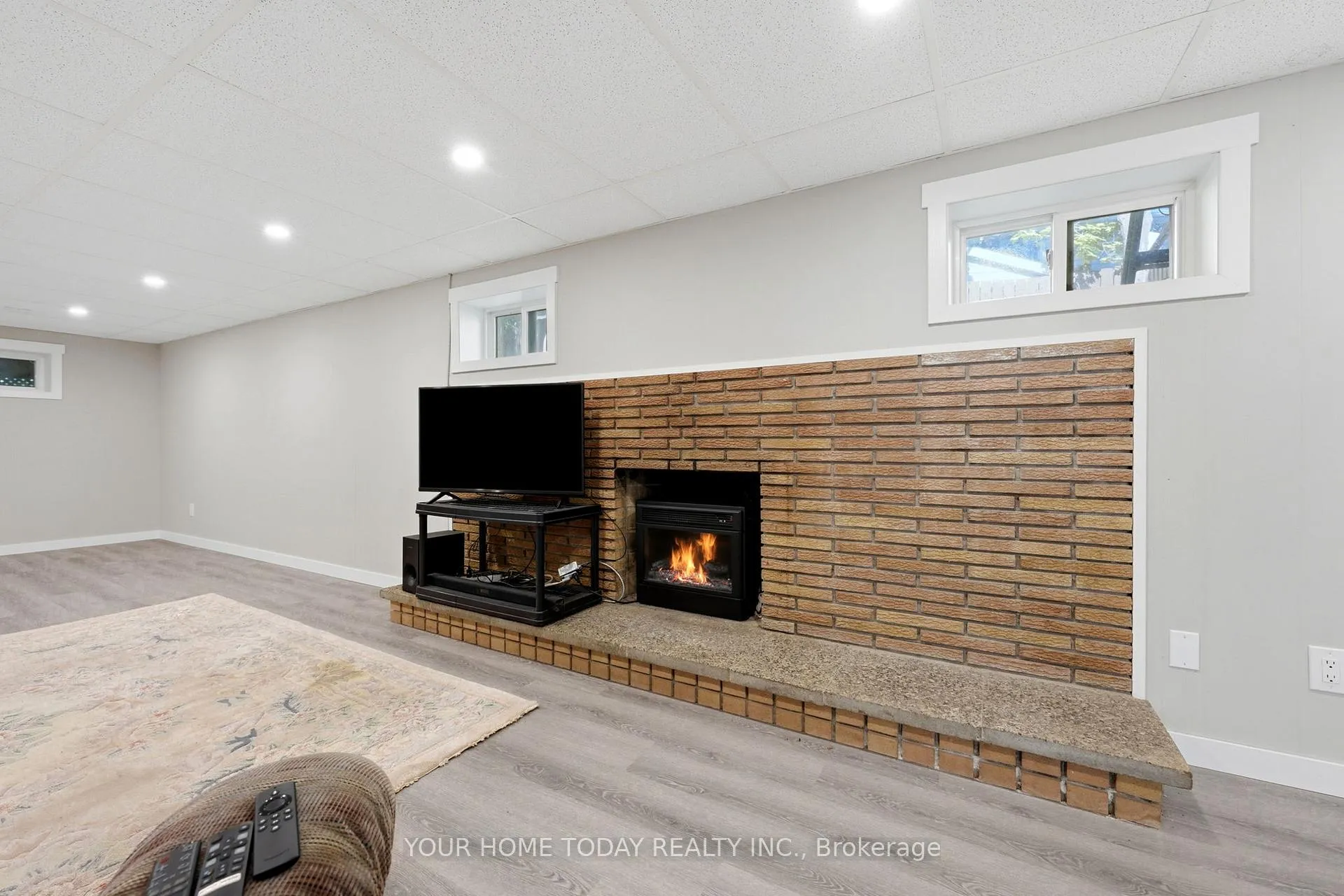 Photo 27 of 338 Delrex Boulevard, Halton Hills, Georgetown — HOMEH