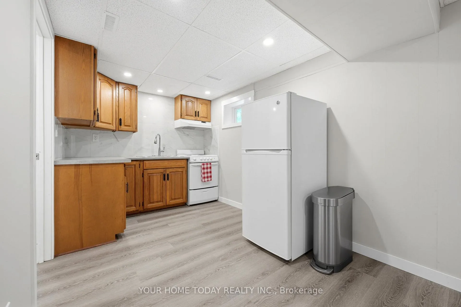 Photo 29 of 338 Delrex Boulevard, Halton Hills, Georgetown — HOMEH