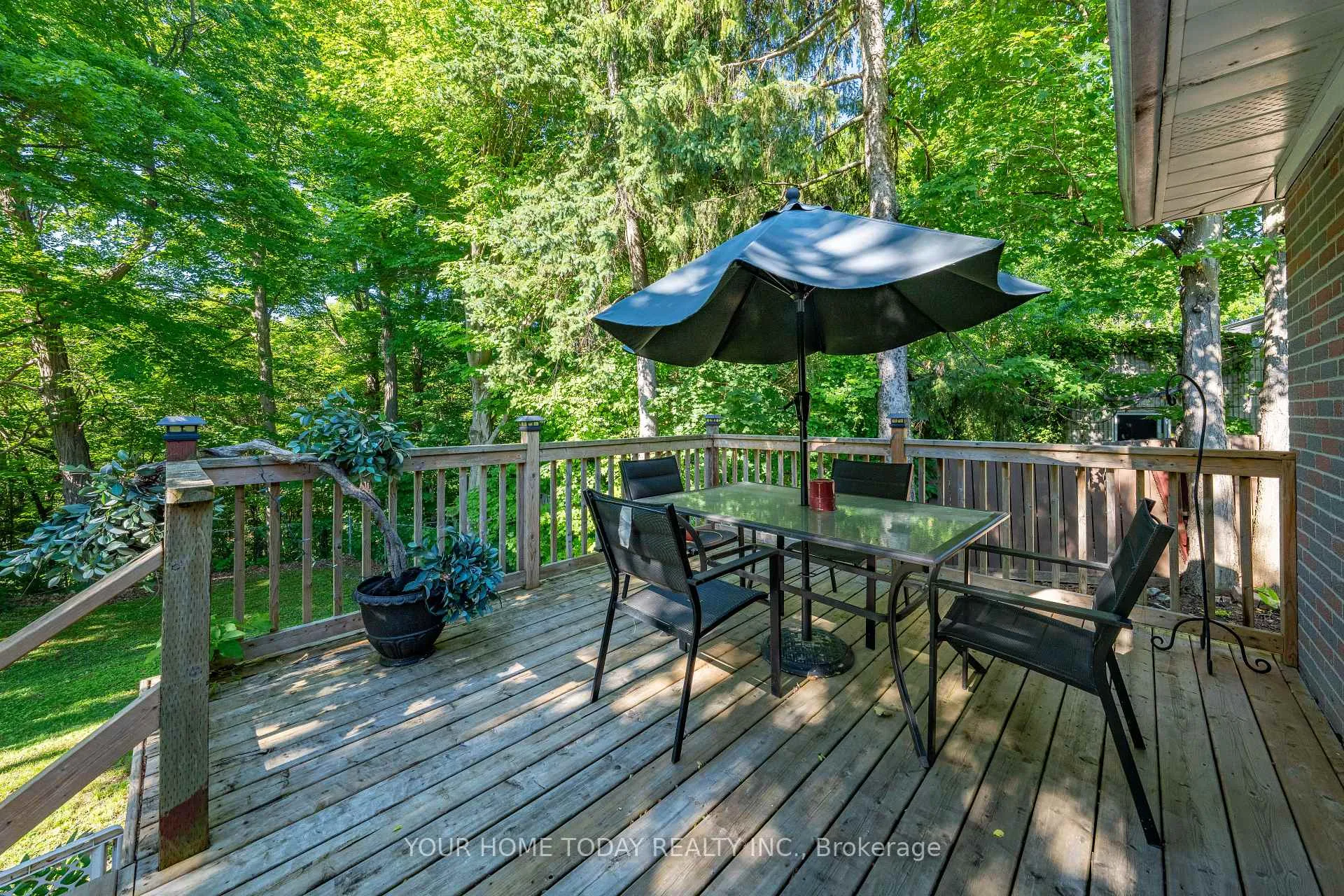 Photo 34 of 338 Delrex Boulevard, Halton Hills, Georgetown — HOMEH