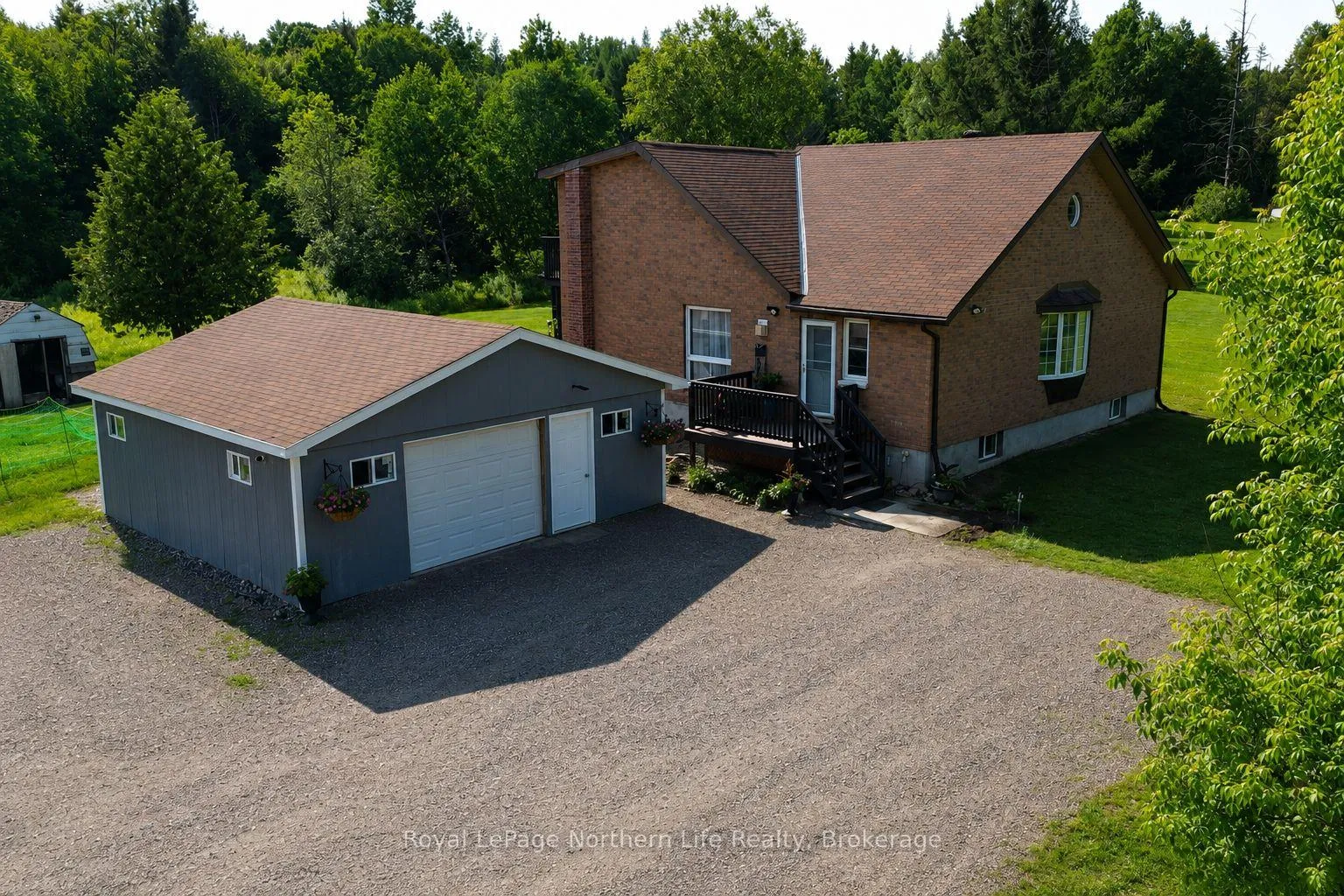 Photo 1 of 799 Maple Hill Road, Powassan — HOMEH
