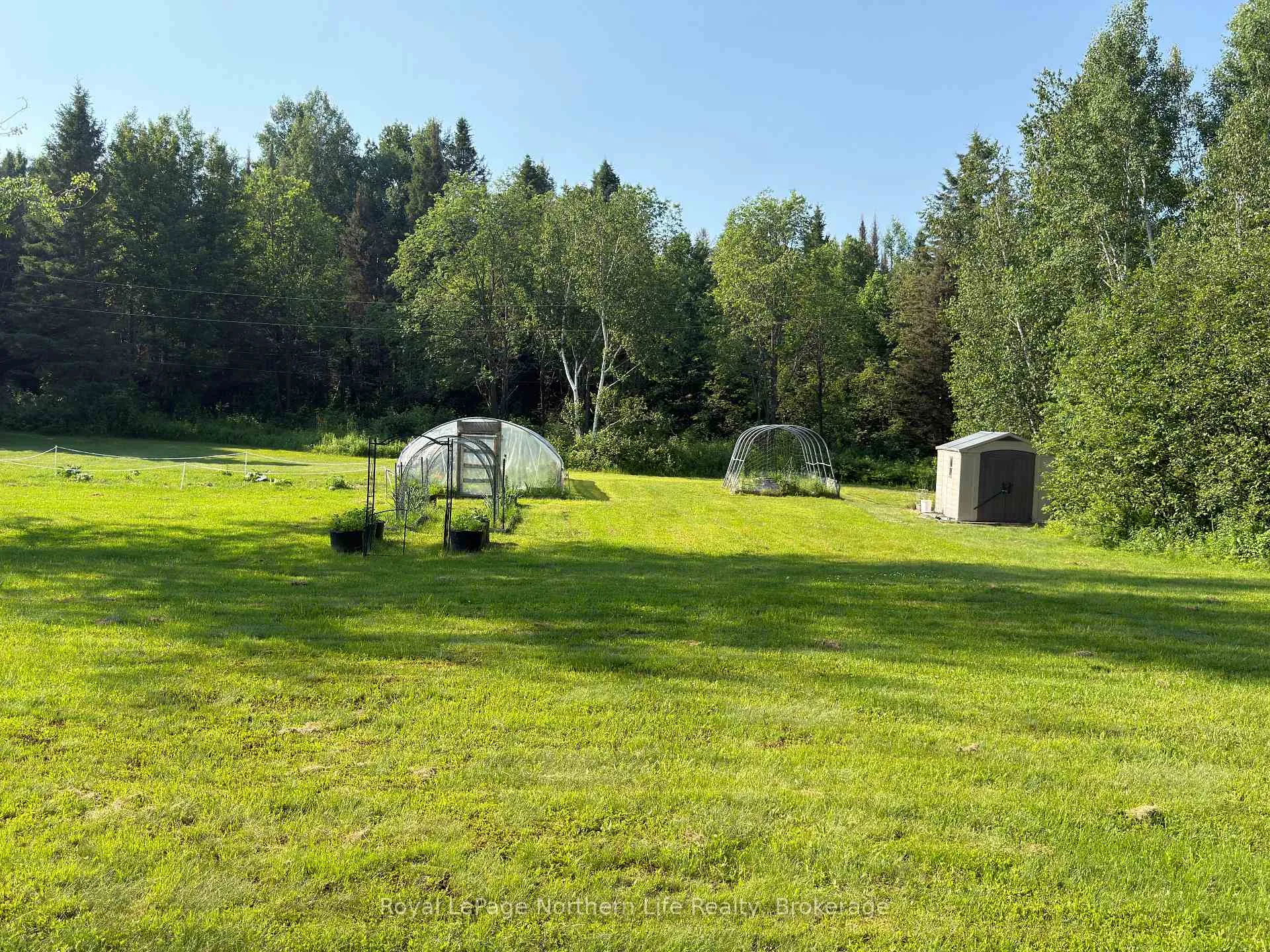 Photo 4 of 799 Maple Hill Road, Powassan — HOMEH
