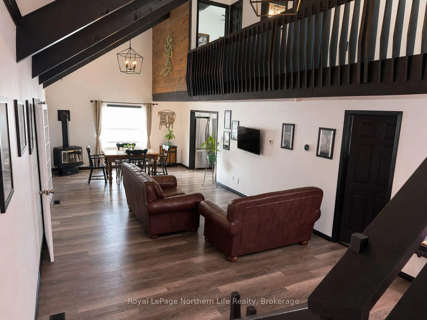 Photo 8 of 799 Maple Hill Road, Powassan — HOMEH