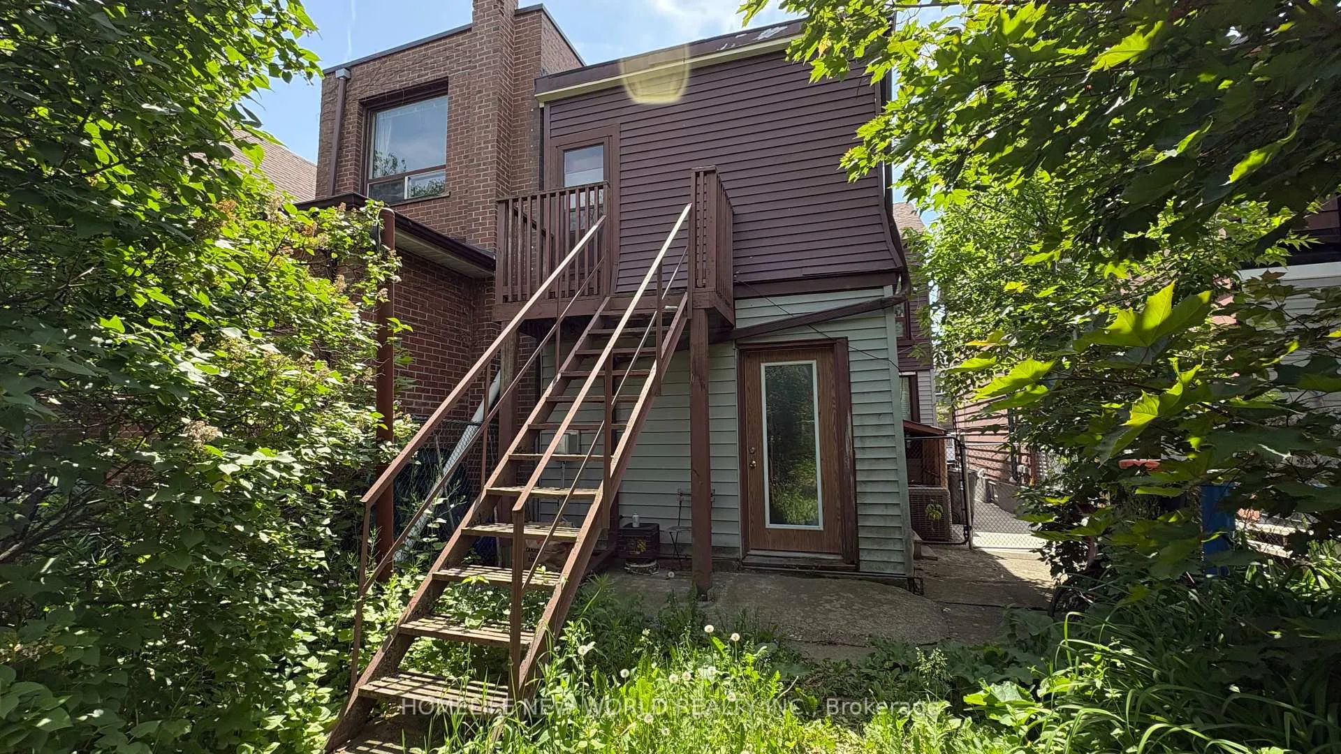 Photo 31 of 8 Burnfield Avenue, Toronto, Dovercourt-Wallace Emerson-Junction — HOMEH
