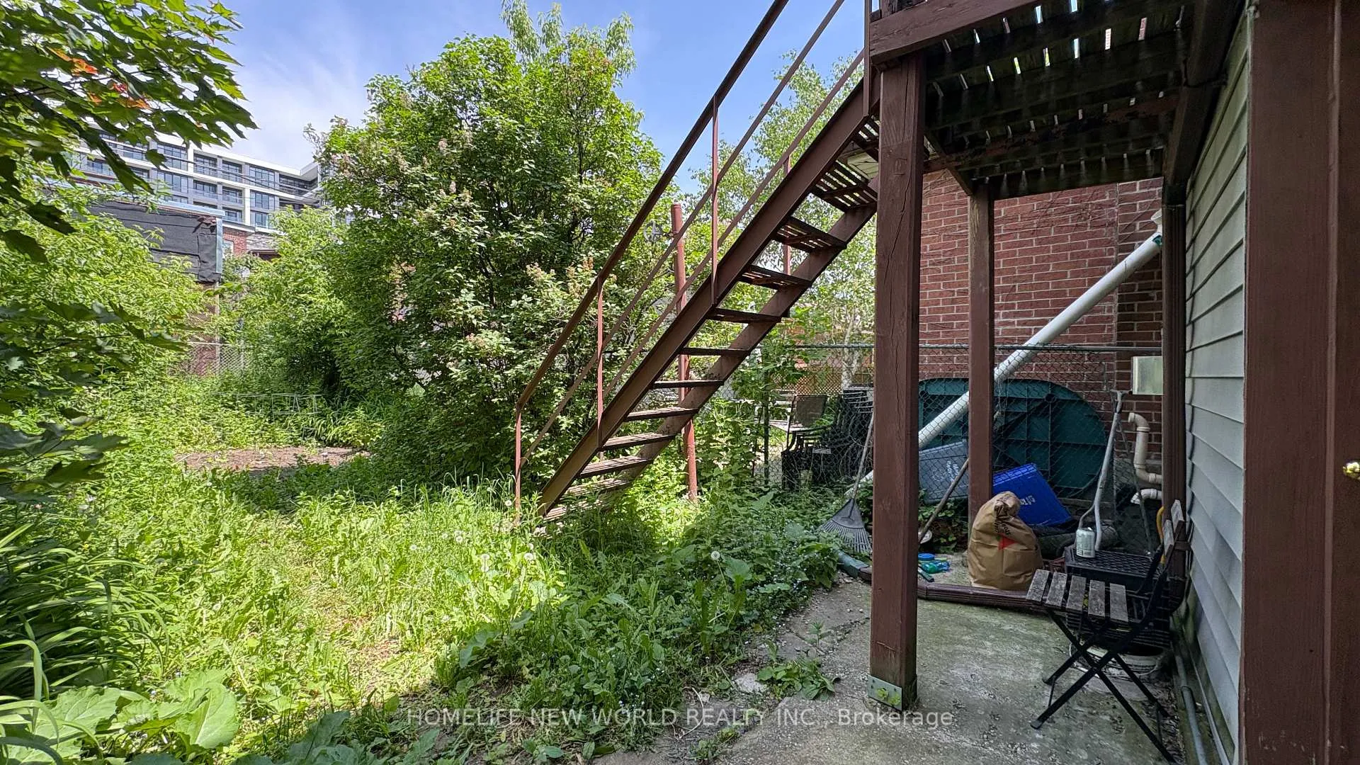 Photo 35 of 8 Burnfield Avenue, Toronto, Dovercourt-Wallace Emerson-Junction — HOMEH