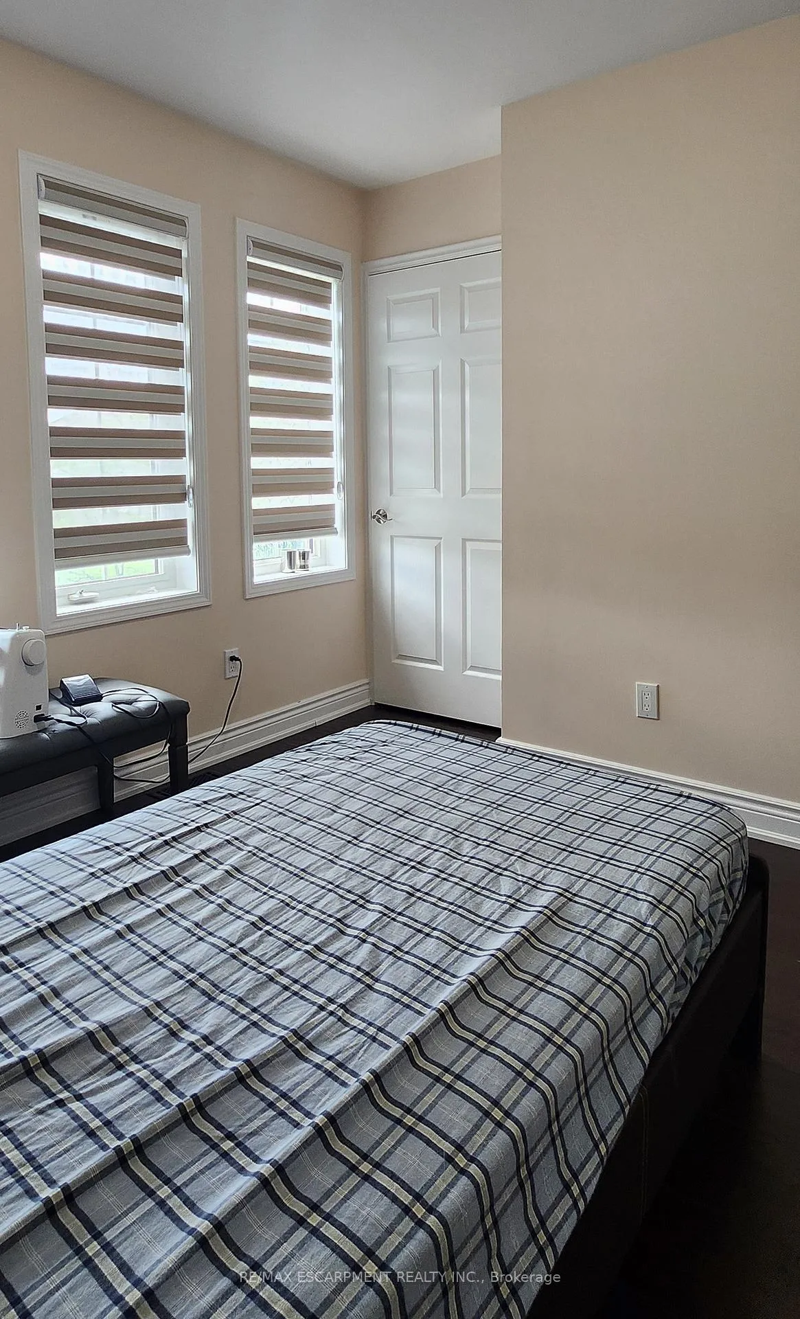 Photo 23 of 152 Thomas Avenue, Brantford, Echo Place — HOMEH