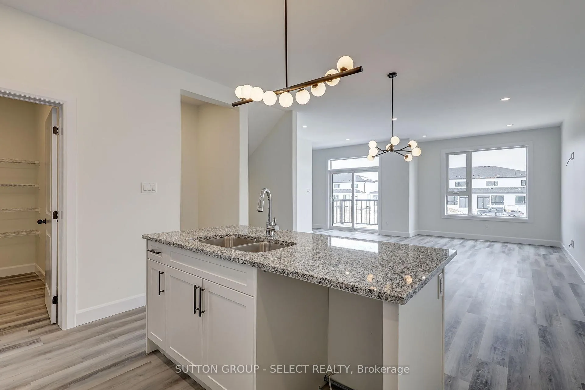 Photo 16 of 773 Banyan Lane, London, North E — HOMEH