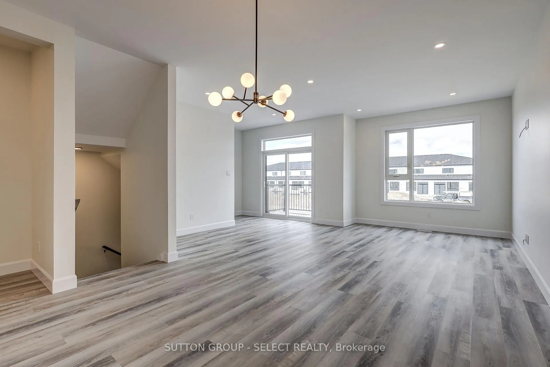 Photo 19 of 773 Banyan Lane, London, North E — HOMEH
