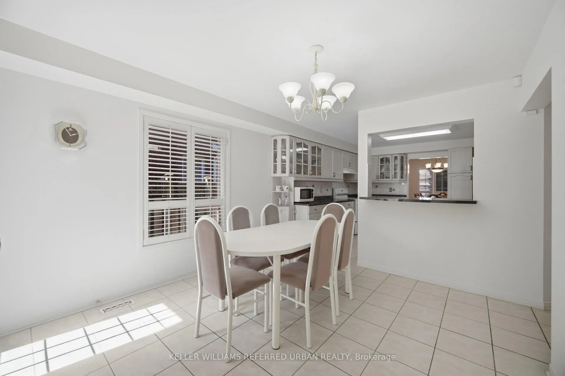 Photo 13 of 239 Drummond Drive, Vaughan, Maple — HOMEH