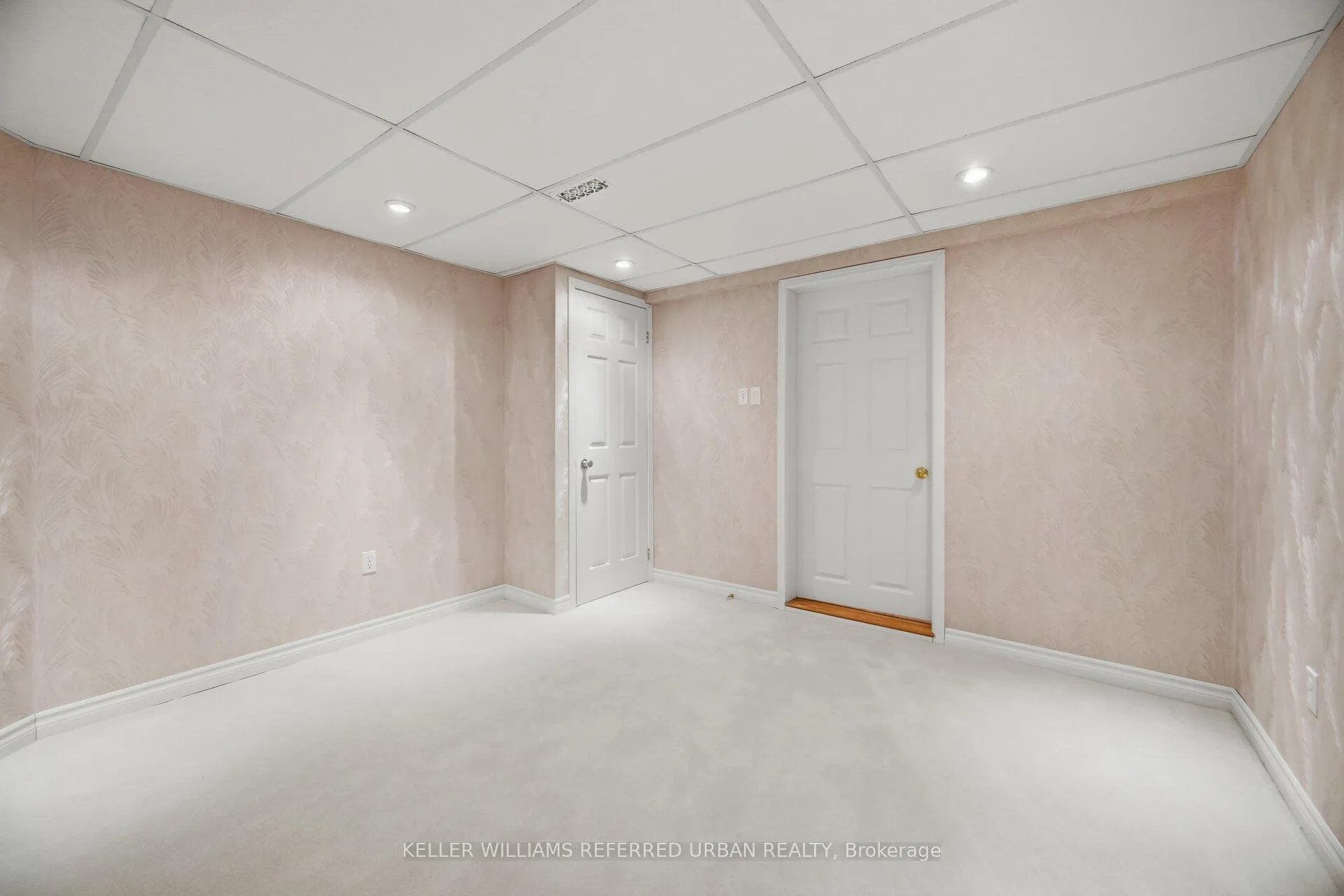 Photo 40 of 239 Drummond Drive, Vaughan, Maple — HOMEH