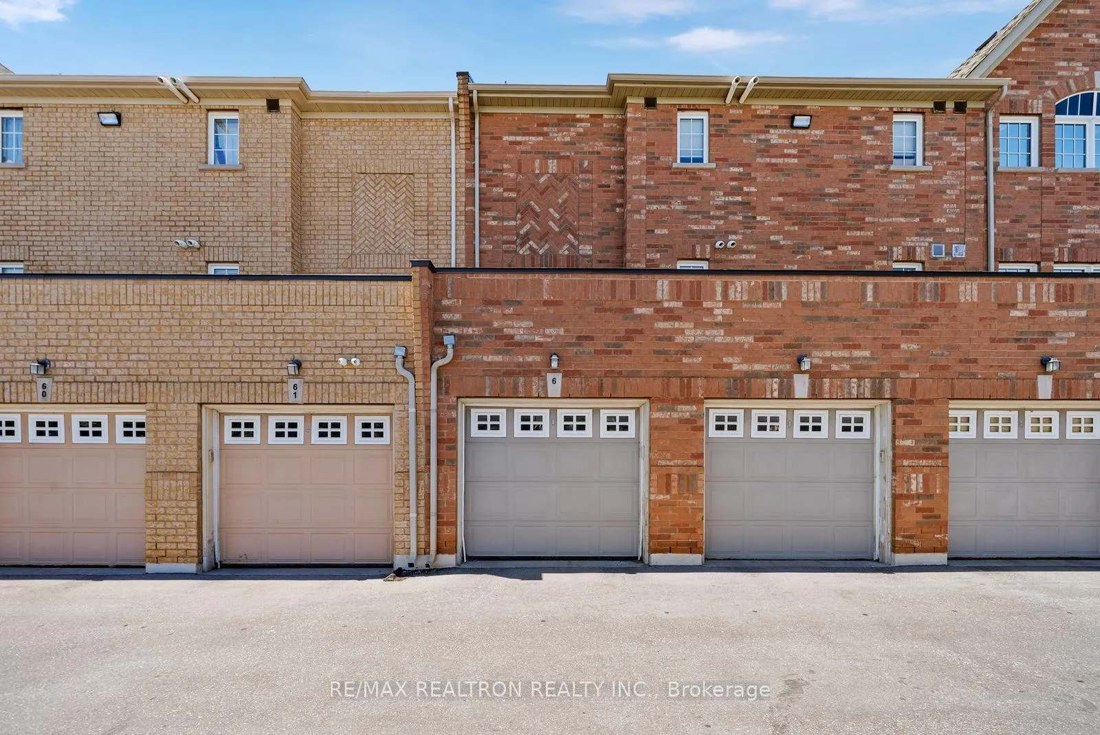 Photo 23 of Unit 5, 161 Isaac Devins Boulevard, North York, Humberlea-Pelmo Park — HOMEH