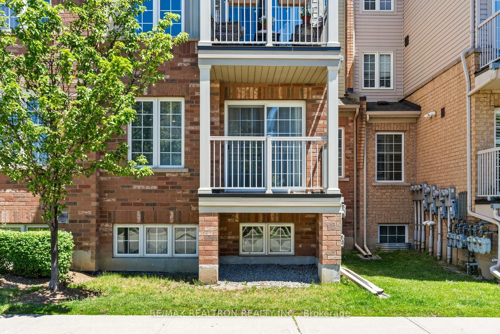 Photo 25 of Unit 5, 161 Isaac Devins Boulevard, North York, Humberlea-Pelmo Park — HOMEH