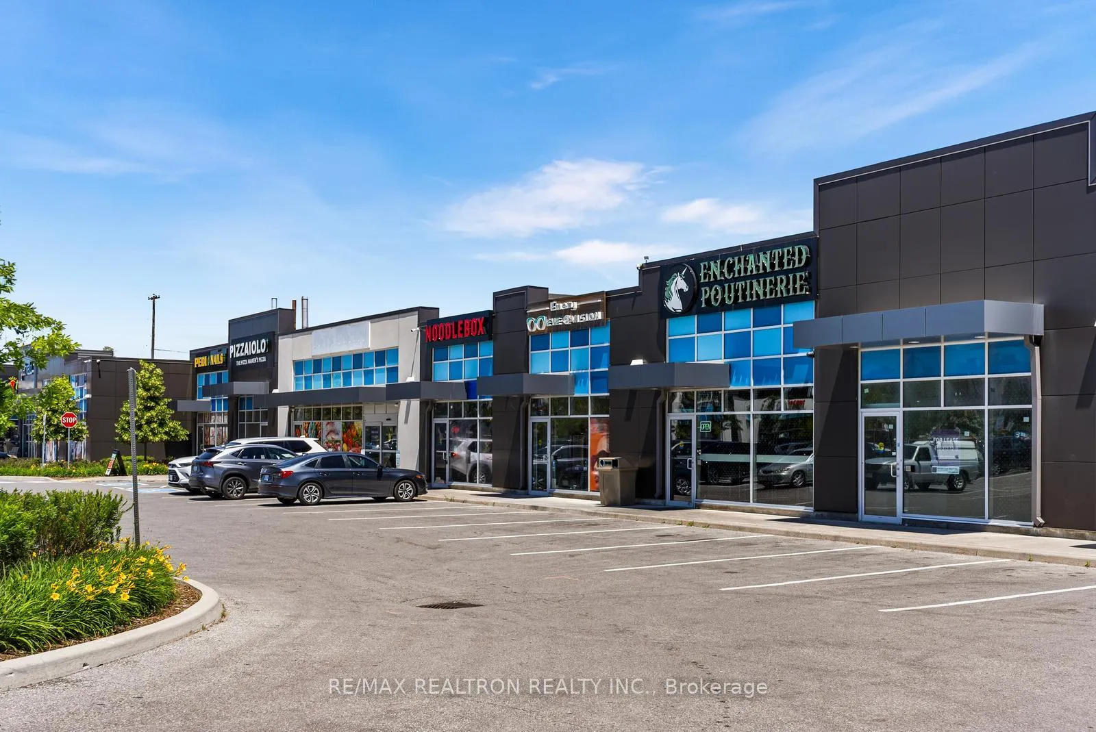 Photo 26 of Unit 5, 161 Isaac Devins Boulevard, North York, Humberlea-Pelmo Park — HOMEH