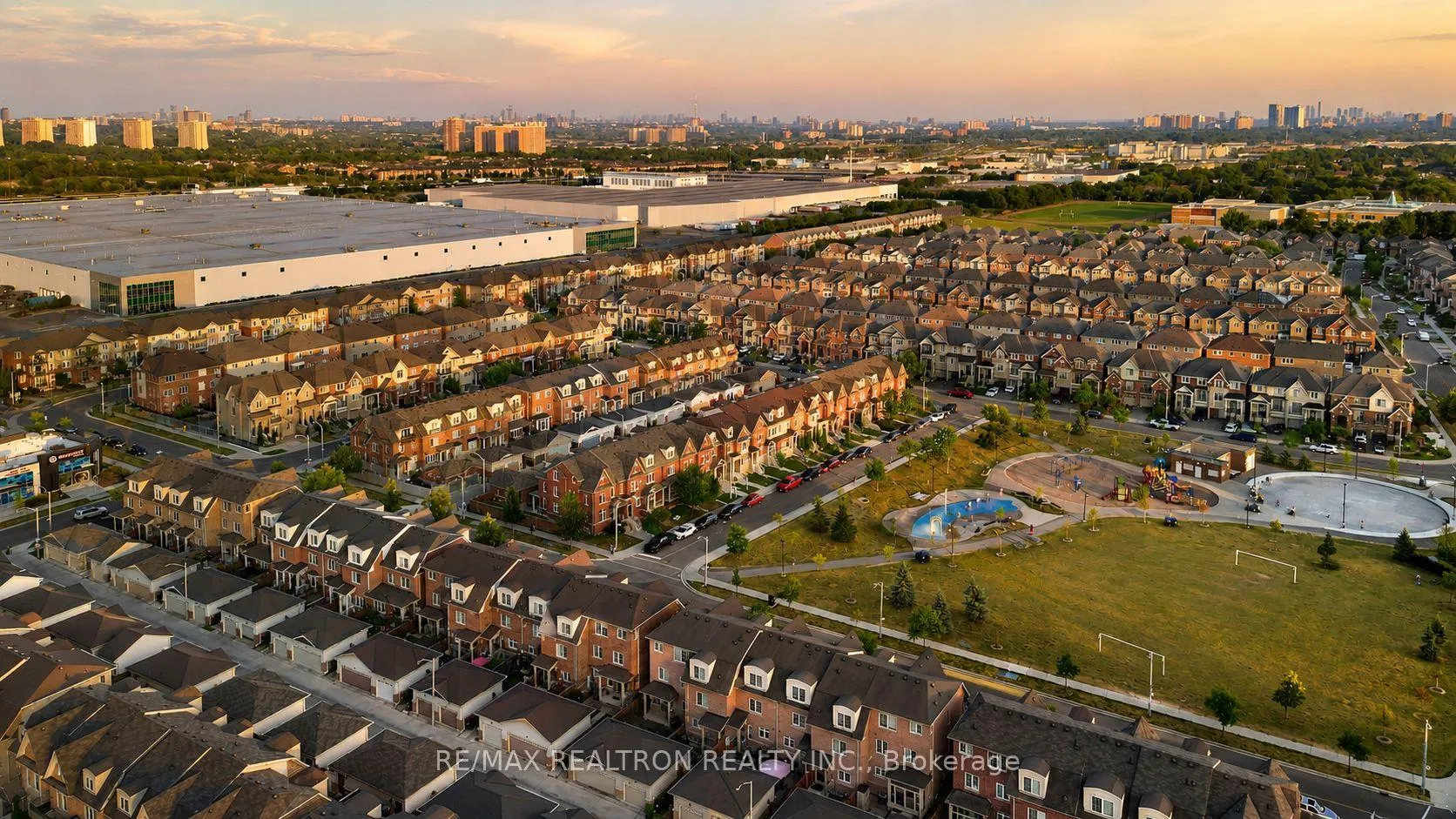 Photo 27 of Unit 5, 161 Isaac Devins Boulevard, North York, Humberlea-Pelmo Park — HOMEH