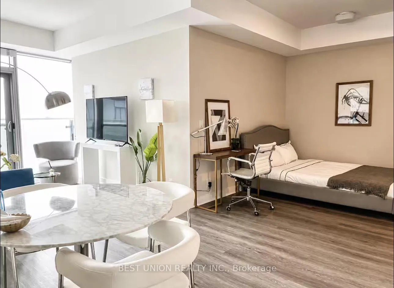 Photo 10 of Unit 5706, 14 York Street, Toronto, Waterfront Communities — HOMEH