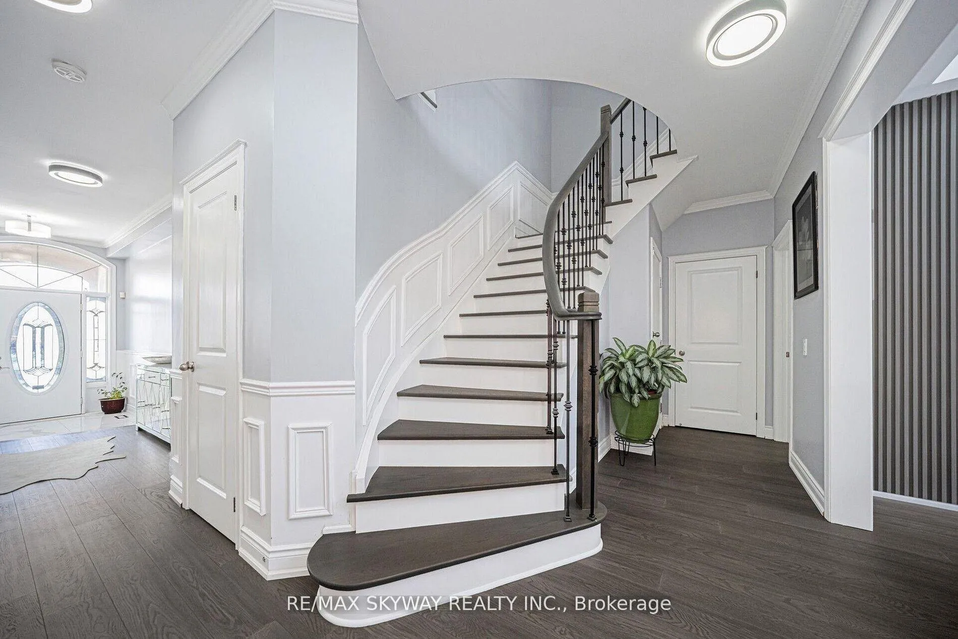 Photo 25 of 44 Eaglesprings Crescent, Brampton, Bram East — HOMEH
