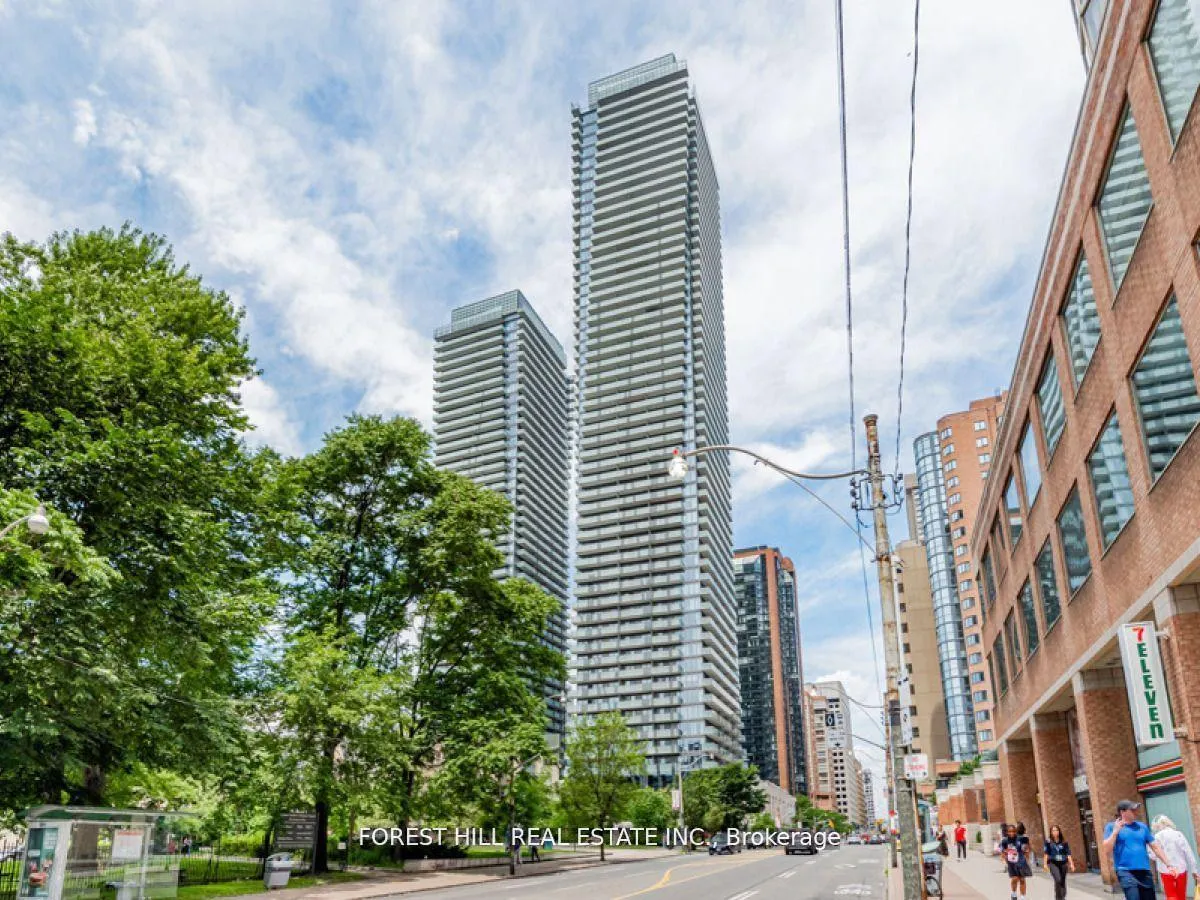 Front of Unit 505, 1080 Bay Street