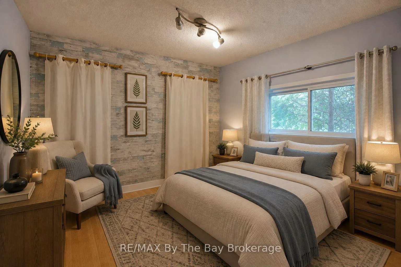 Photo 9 of 103 Sunnidale Road S, Wasaga Beach — HOMEH