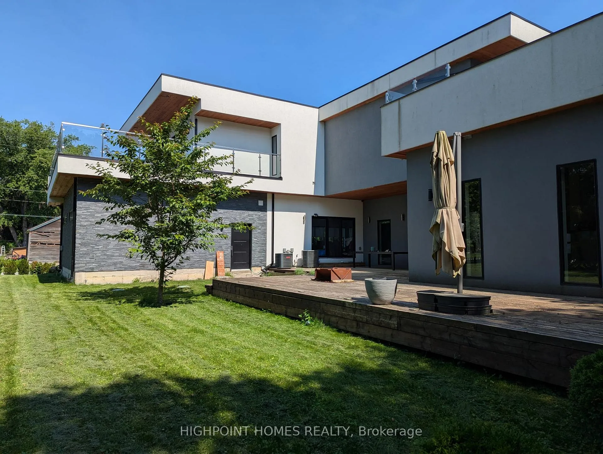 Photo 4 of 5010 Barber Street, Pickering, Rural Pickering — HOMEH