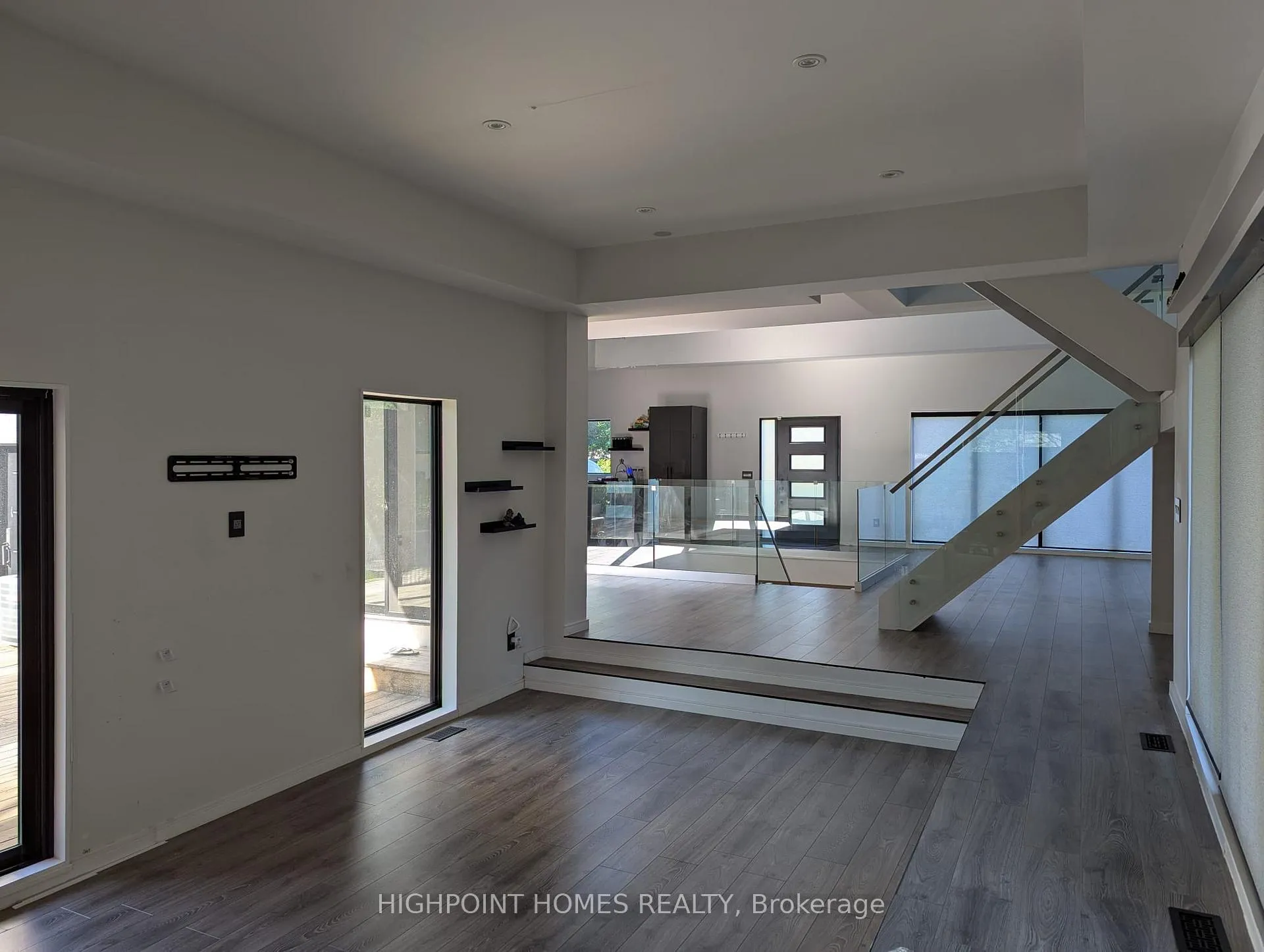Photo 19 of 5010 Barber Street, Pickering, Rural Pickering — HOMEH
