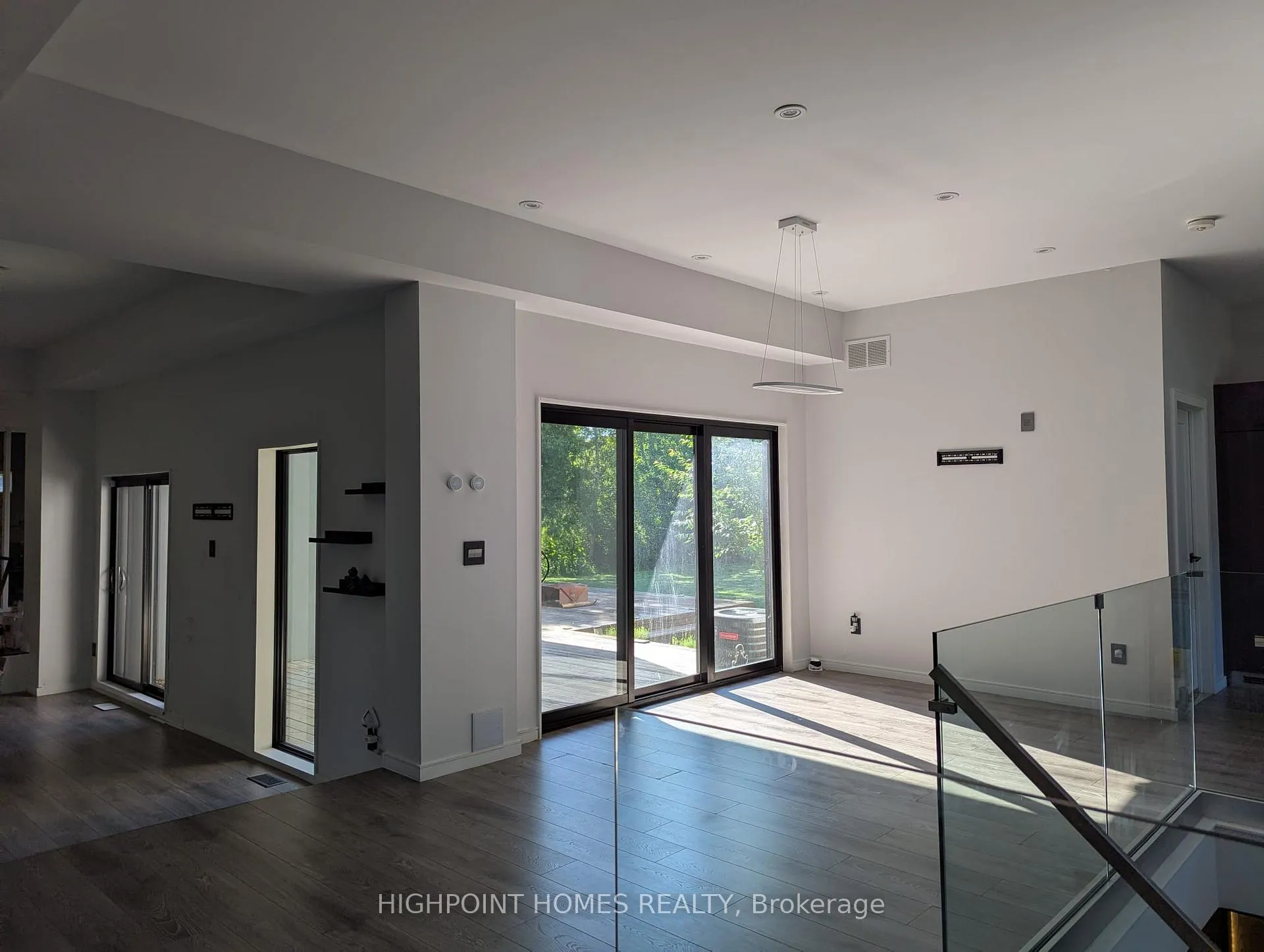 Photo 32 of 5010 Barber Street, Pickering, Rural Pickering — HOMEH