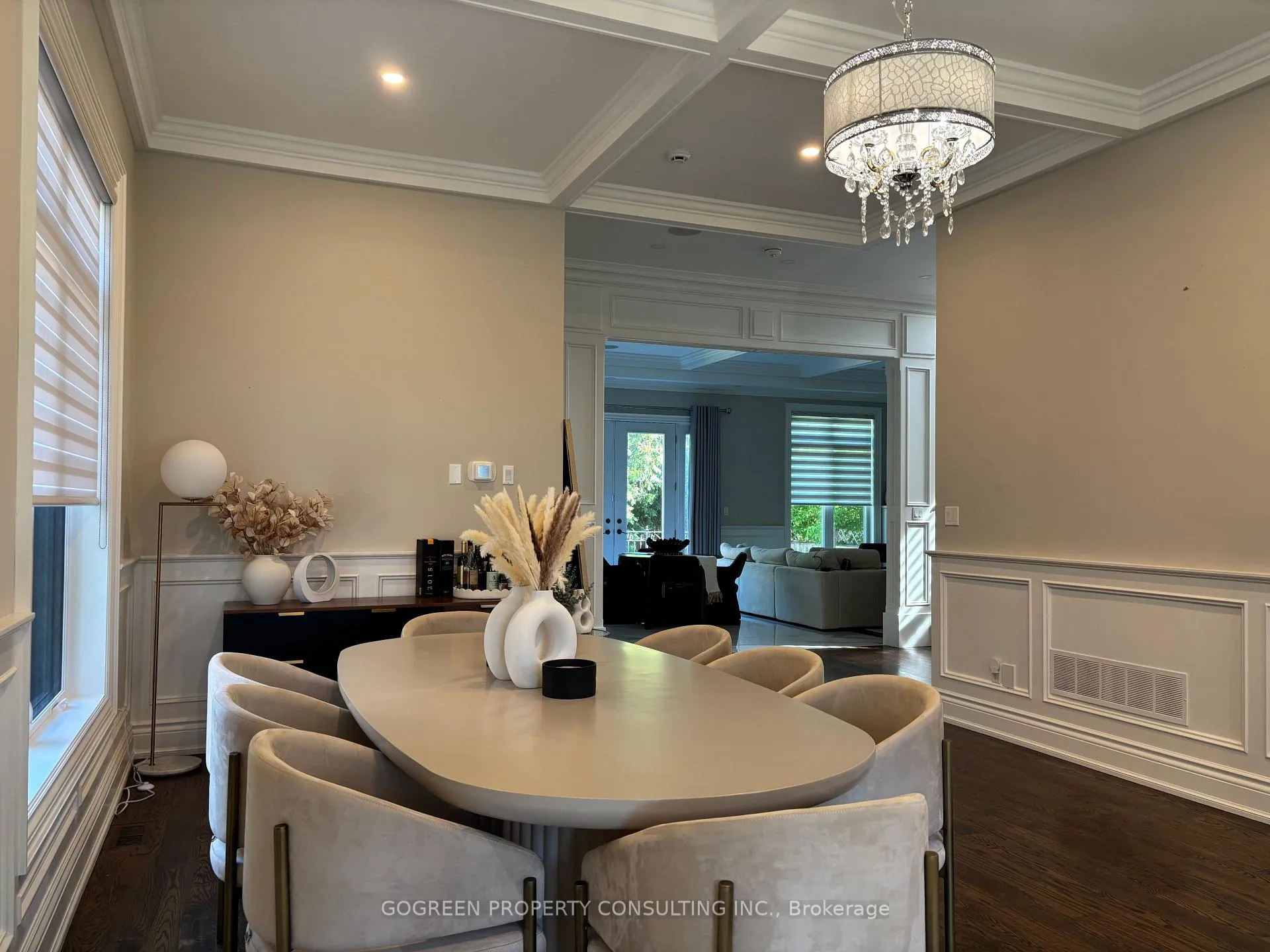Photo 7 of 329 Paliser Crescent, Richmond Hill, Harding — HOMEH