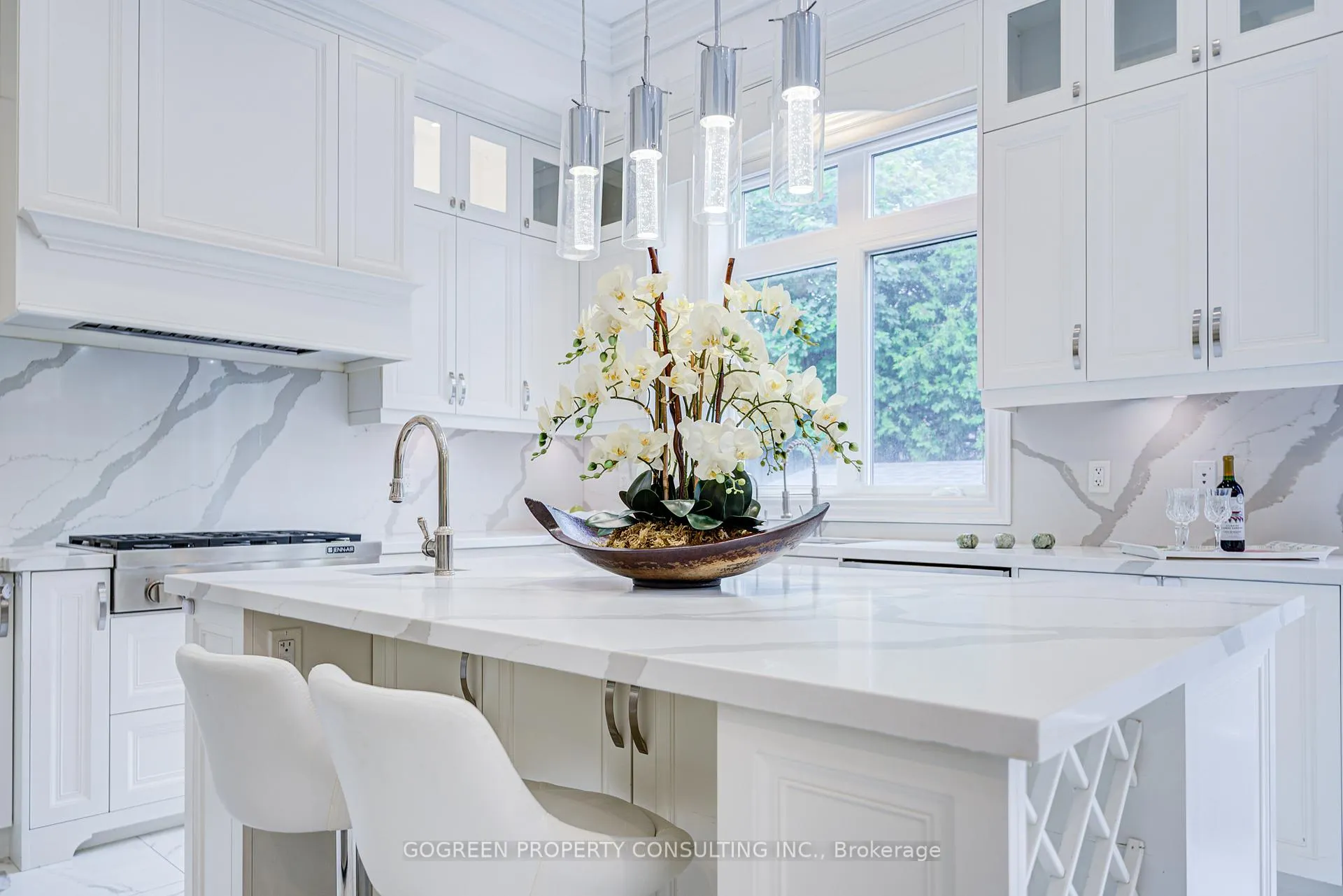 Photo 12 of 329 Paliser Crescent, Richmond Hill, Harding — HOMEH