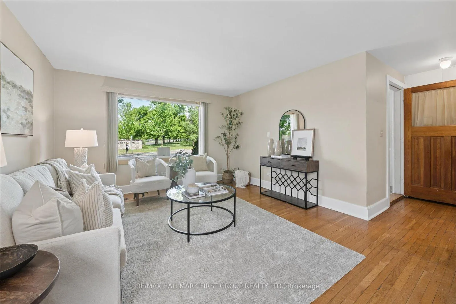 Photo 5 of 2511 Bensfort Road, Peterborough, Ashburnham Ward 4 — HOMEH
