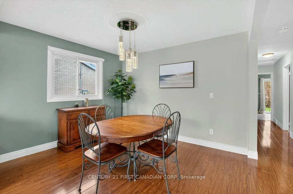 Photo 10 of 108 Lawrence Avenue, St. Thomas — HOMEH
