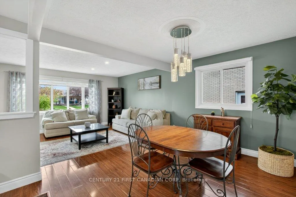 Photo 11 of 108 Lawrence Avenue, St. Thomas — HOMEH