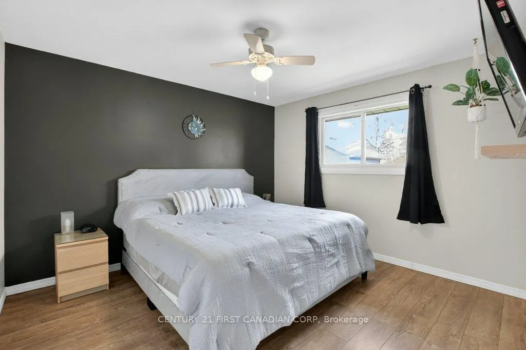 Photo 15 of 108 Lawrence Avenue, St. Thomas — HOMEH