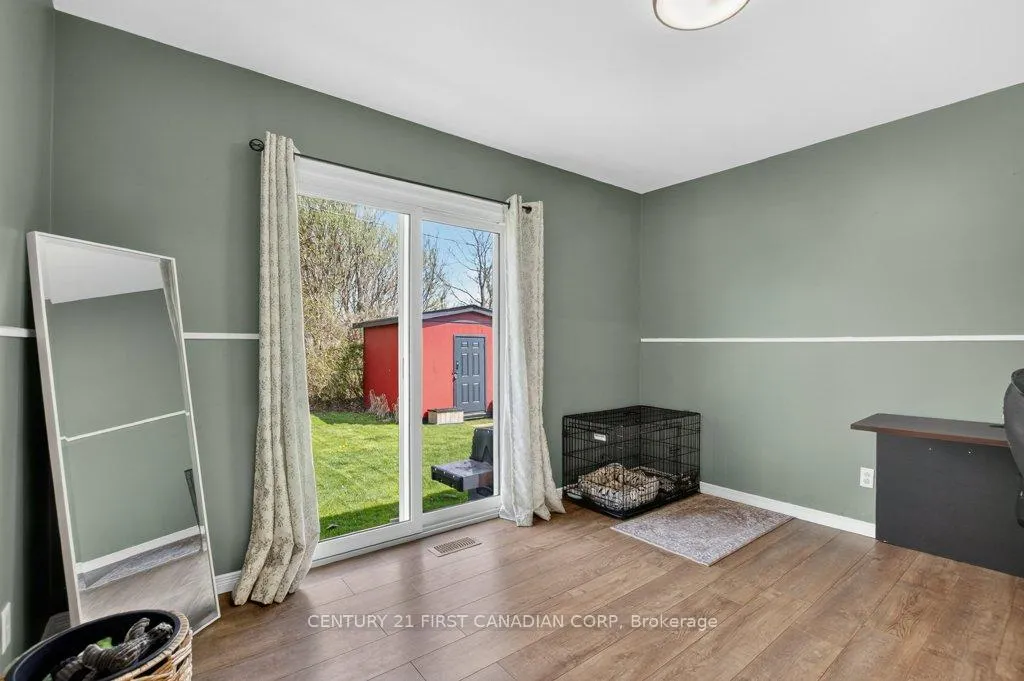 Photo 17 of 108 Lawrence Avenue, St. Thomas — HOMEH