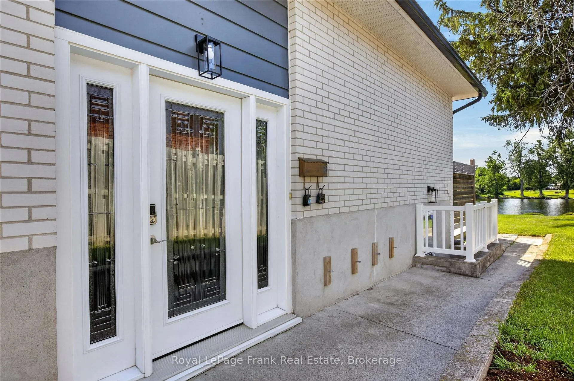 Photo 7 of 314 Sherin Avenue, Peterborough, Ashburnham Ward 4 — HOMEH