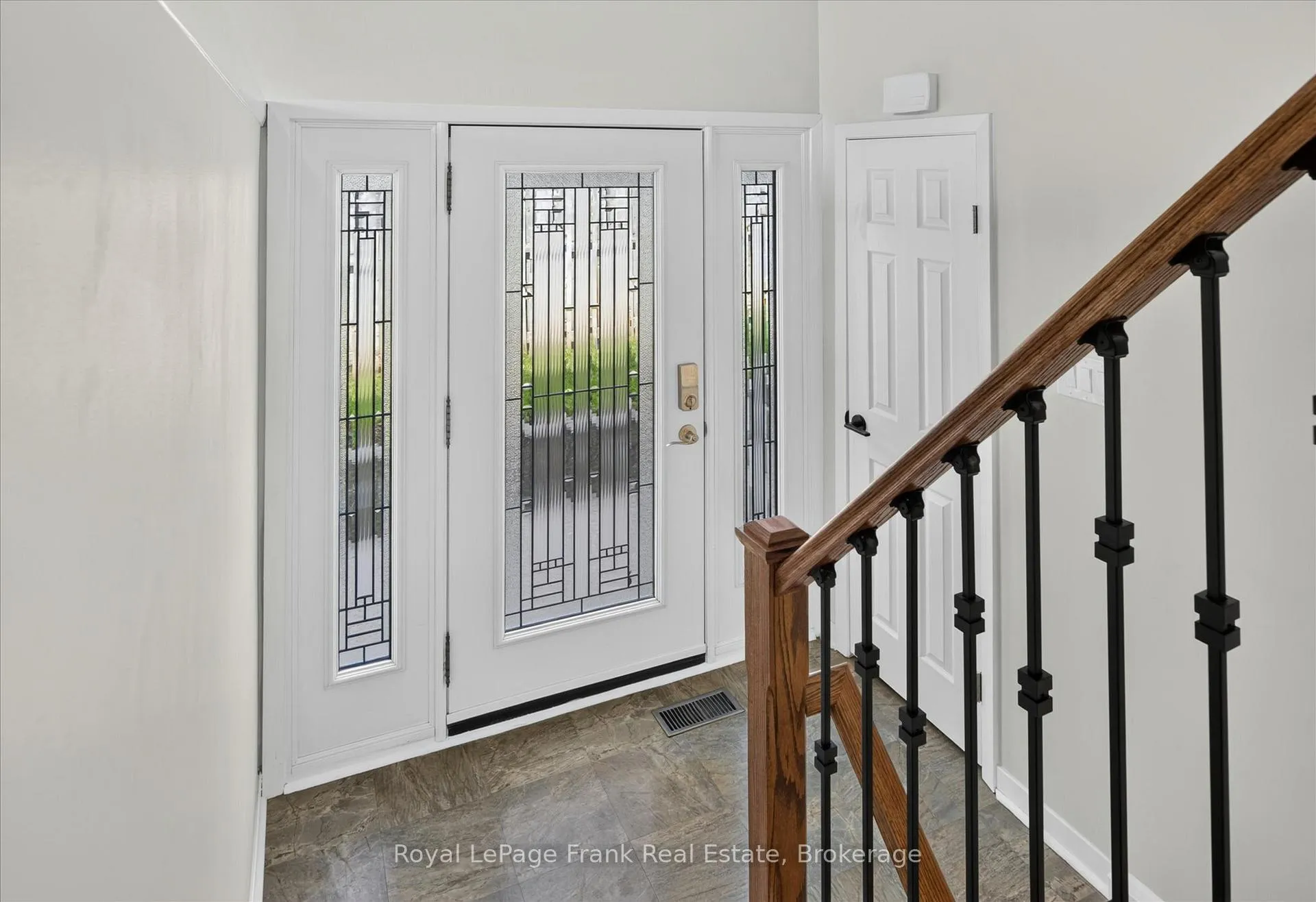 Photo 9 of 314 Sherin Avenue, Peterborough, Ashburnham Ward 4 — HOMEH