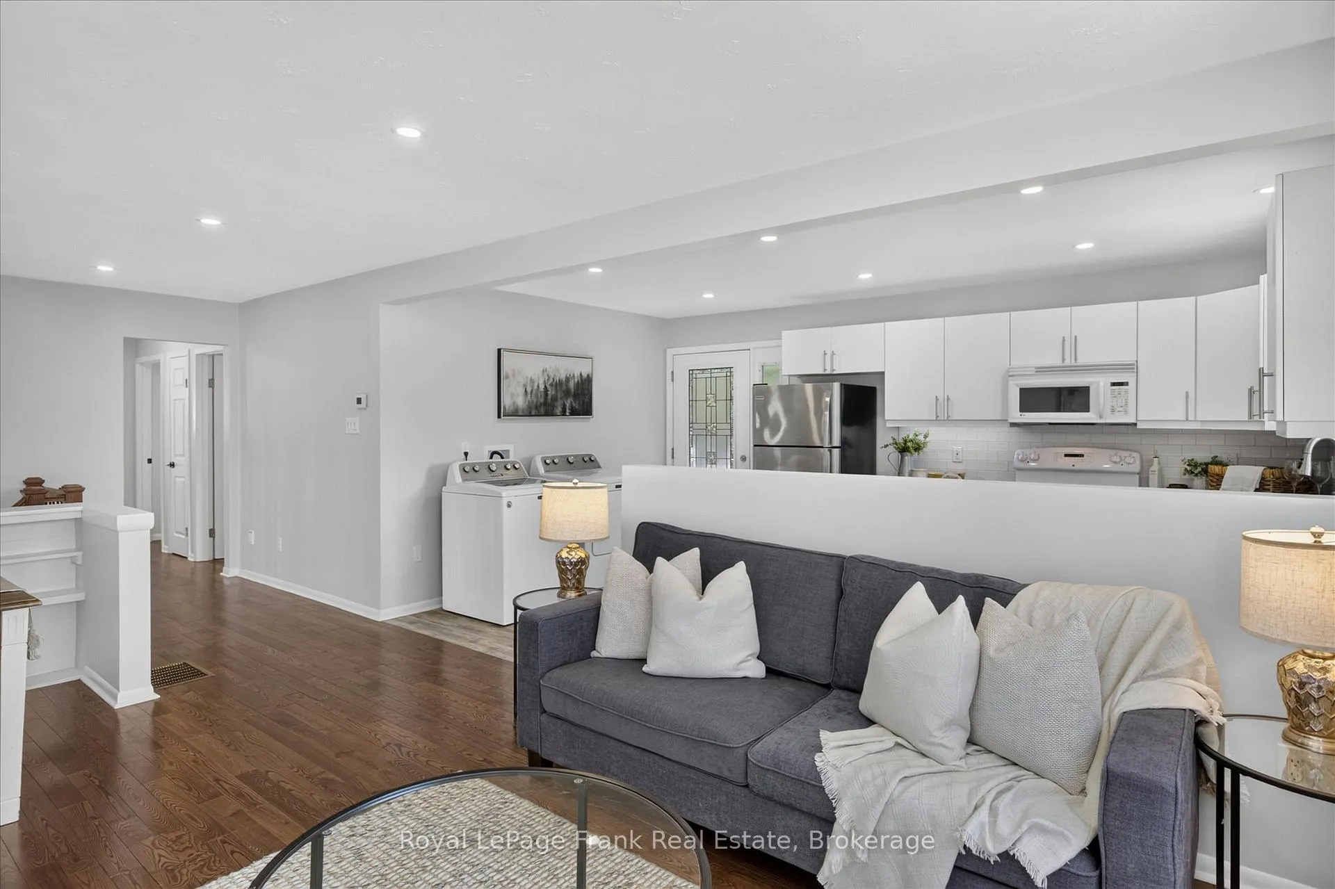 Photo 13 of 314 Sherin Avenue, Peterborough, Ashburnham Ward 4 — HOMEH