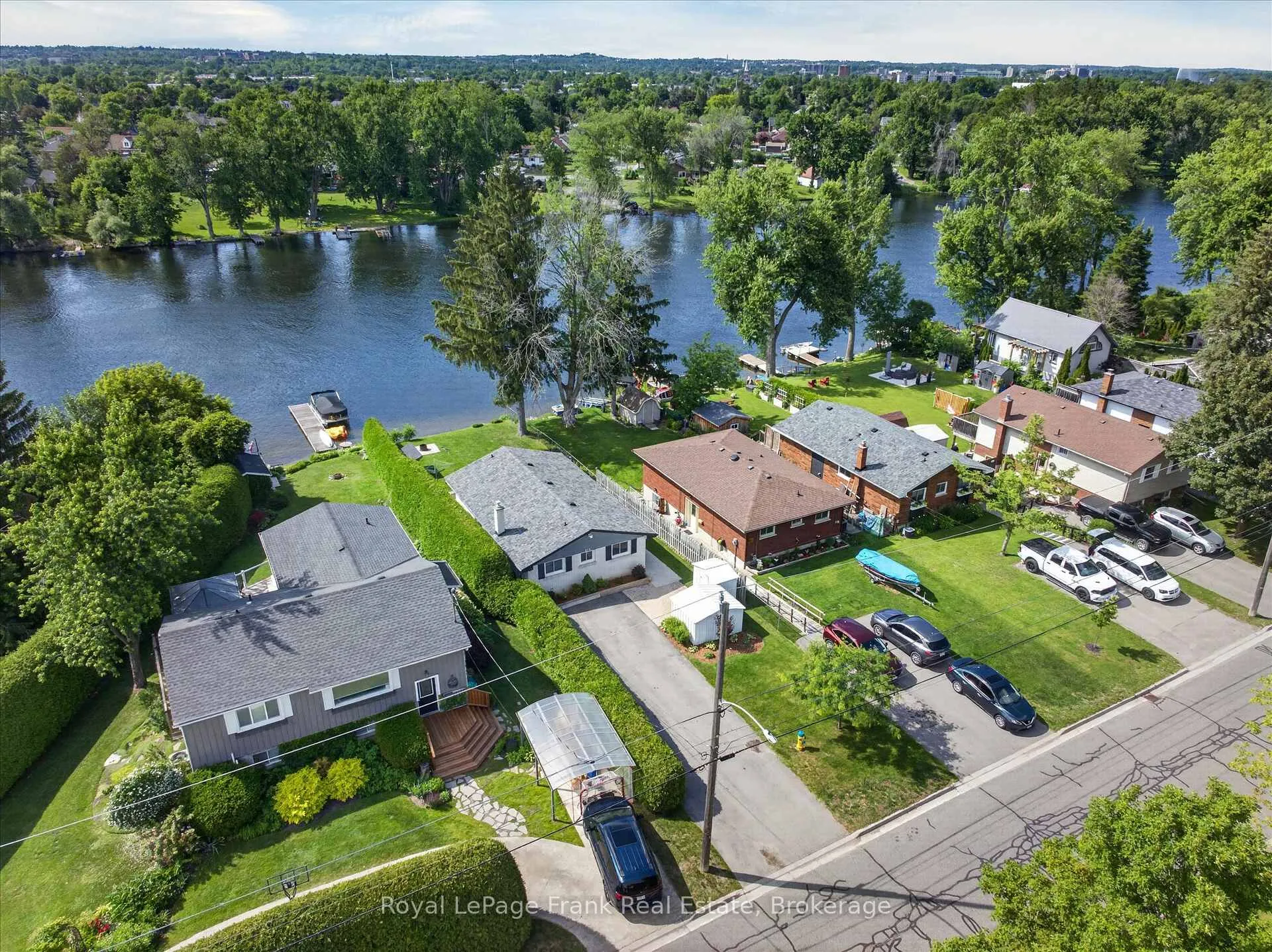 Photo 39 of 314 Sherin Avenue, Peterborough, Ashburnham Ward 4 — HOMEH