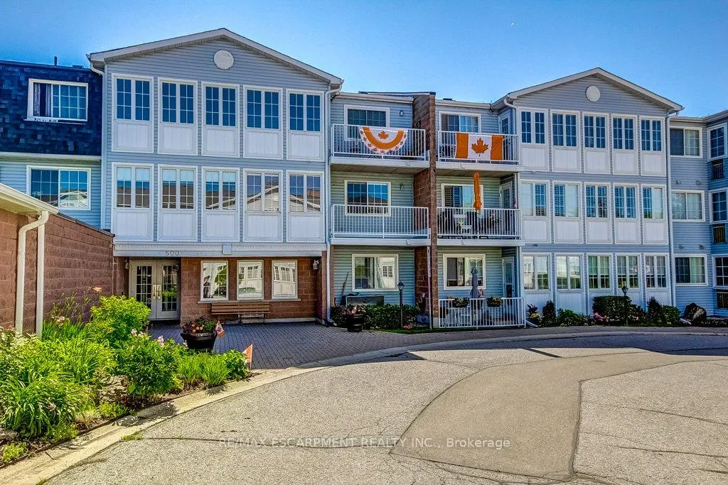 Photo 2 of Unit 203, 500 Silverbirch Boulevard, Hamilton, Villages of Glancaster — HOMEH