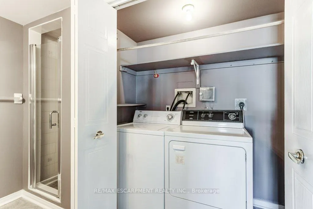 Photo 32 of Unit 203, 500 Silverbirch Boulevard, Hamilton, Villages of Glancaster — HOMEH
