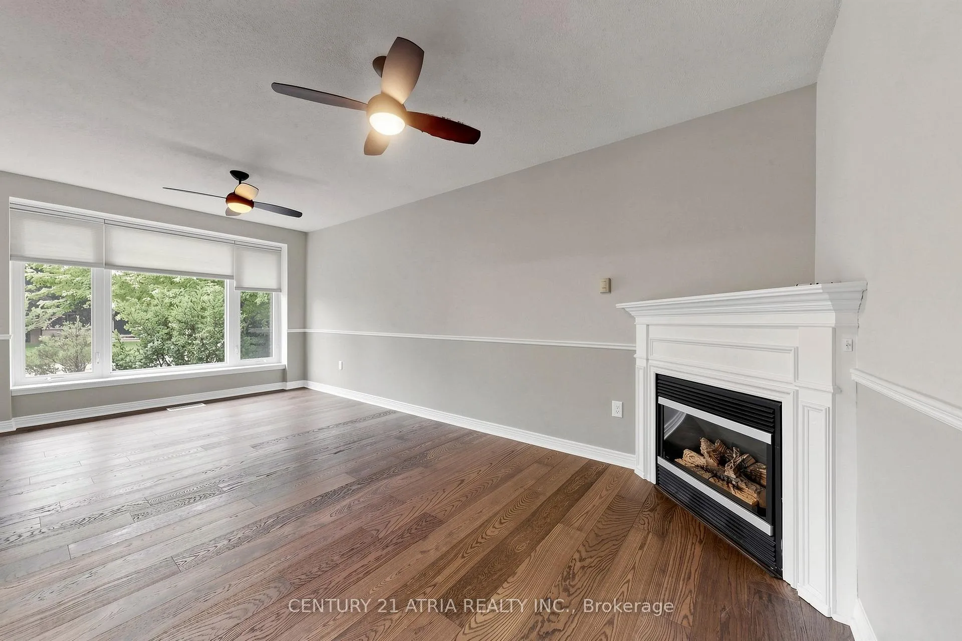 Photo 10 of 49 Netherford Road, Vaughan, Maple — HOMEH