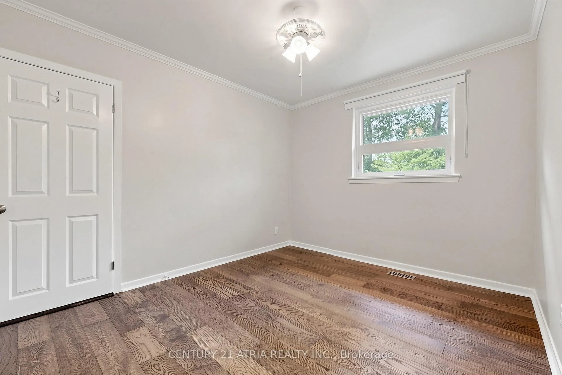 Photo 20 of 49 Netherford Road, Vaughan, Maple — HOMEH