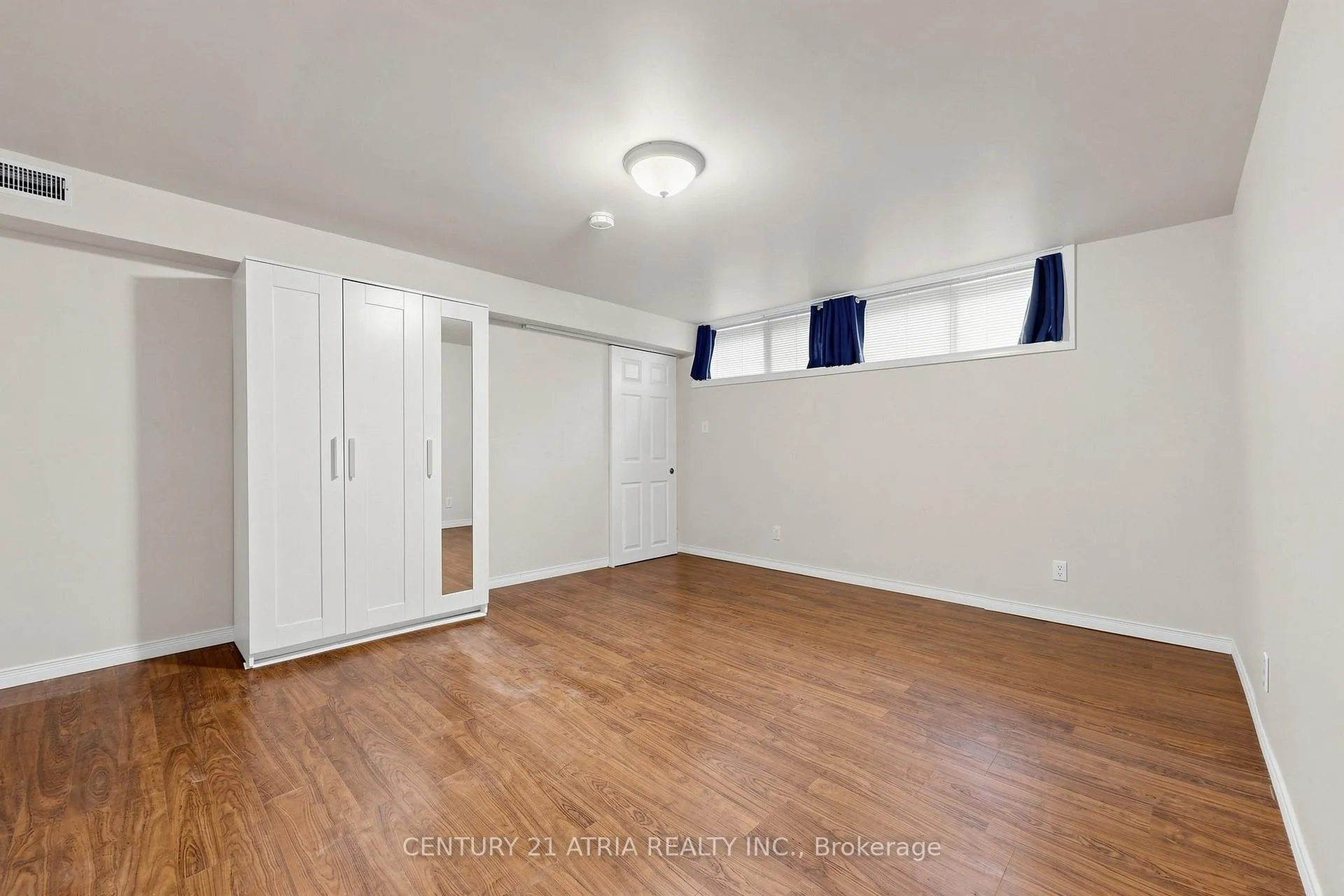 Photo 31 of 49 Netherford Road, Vaughan, Maple — HOMEH