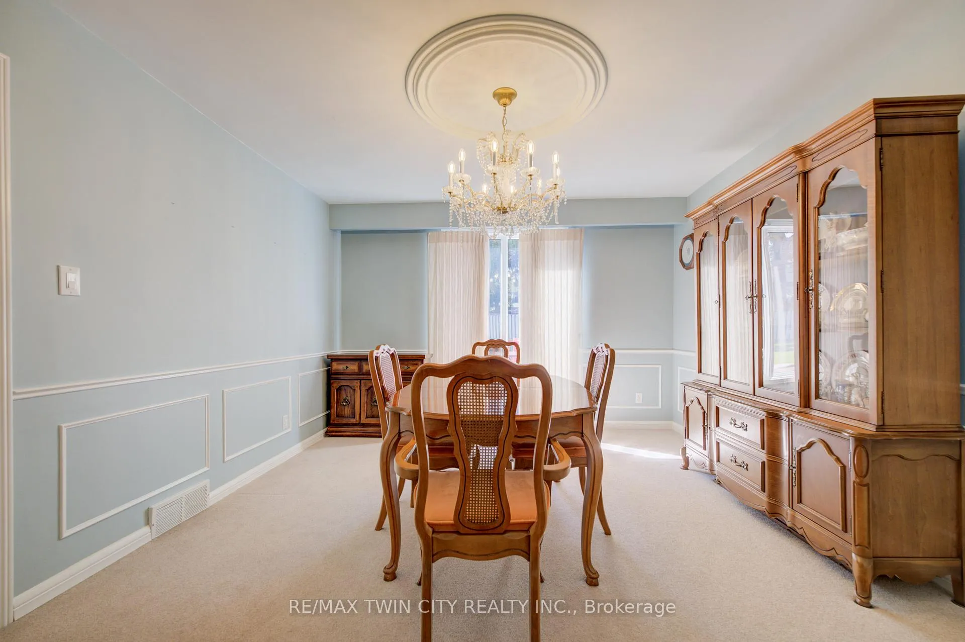 Photo 10 of 54 Stonegate Drive, Kitchener, Hidden Valley — HOMEH